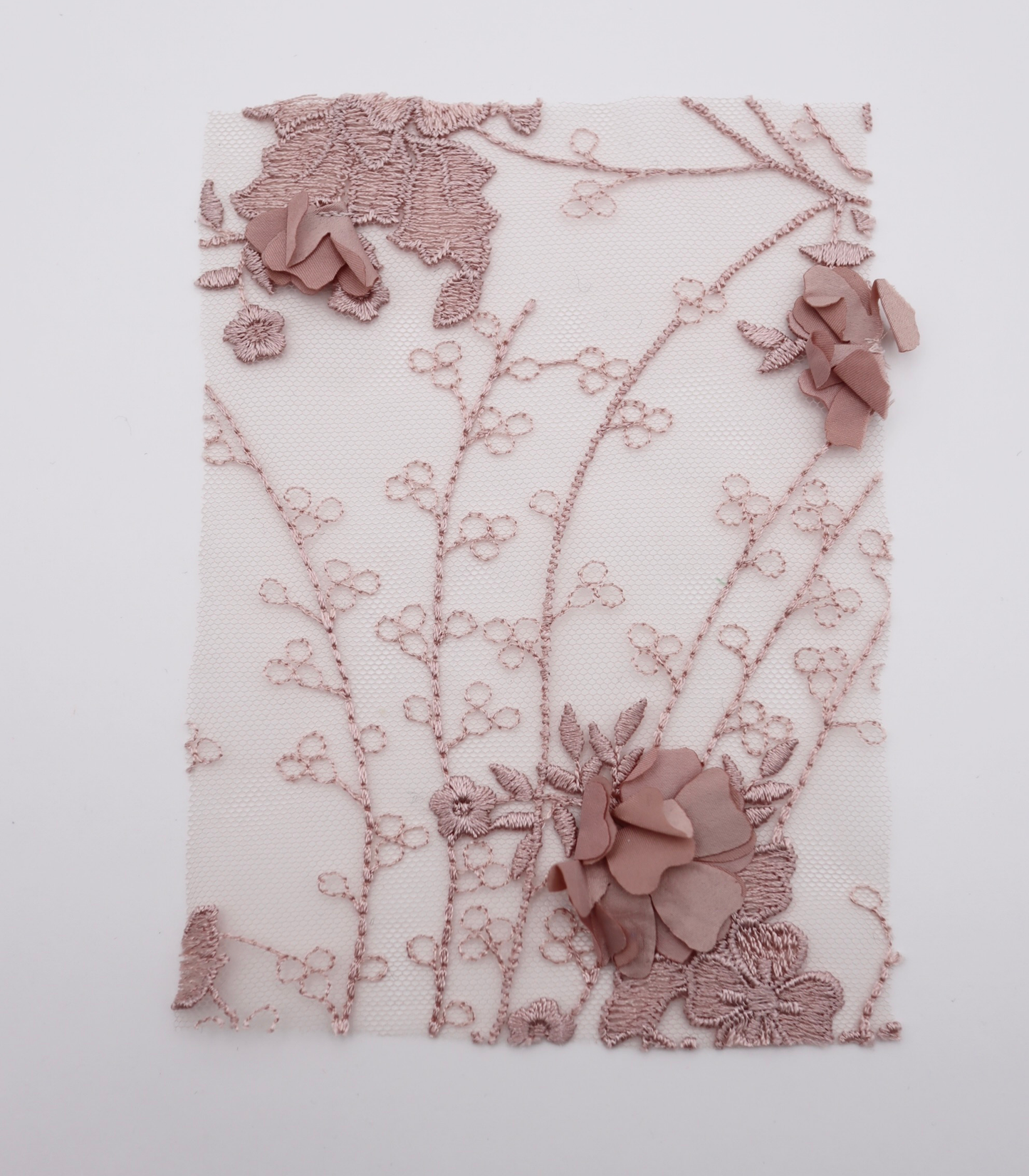 【25SS-382】立体フラワー付き刺繍チュール /0.5yあたり=~2570円