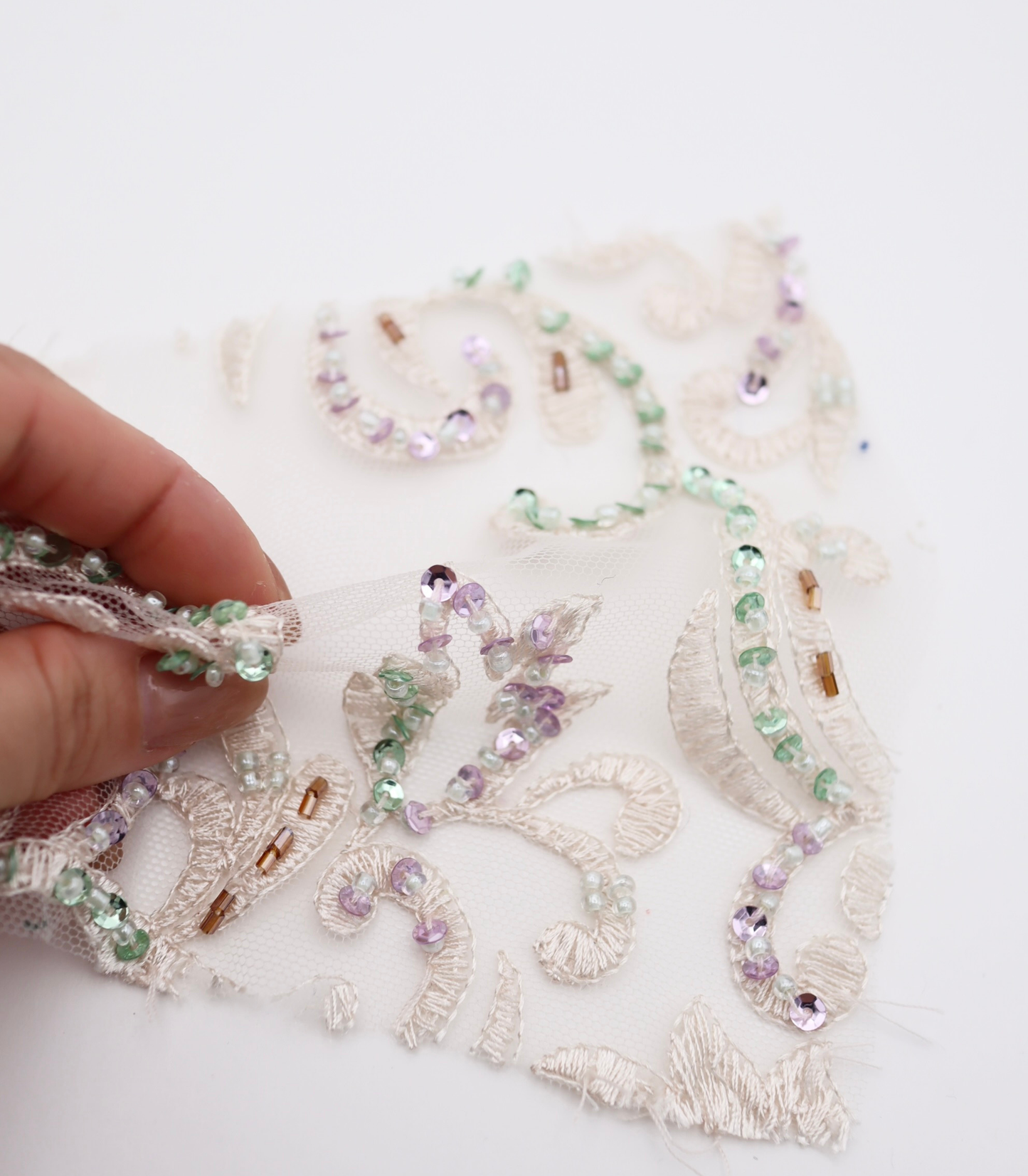 【25SS-384】草木柄スパンコール×ビーズ×刺繍チュールレース /0.5yあたり=~3595円