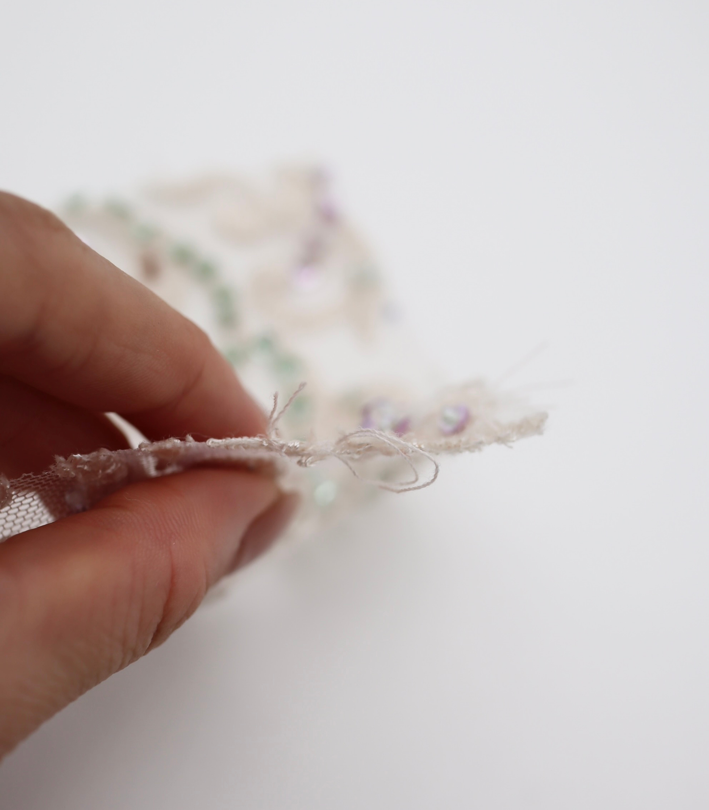 【25SS-384】草木柄スパンコール×ビーズ×刺繍チュールレース /0.5yあたり=~3595円