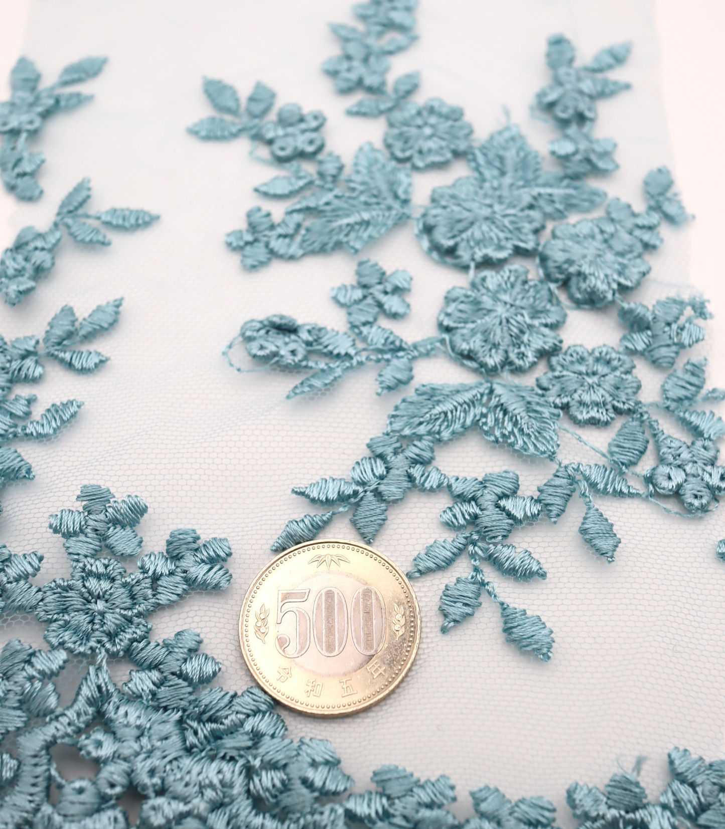 【25SS-387】スカラップ刺繍チュールレース /0.5yあたり=~1800円