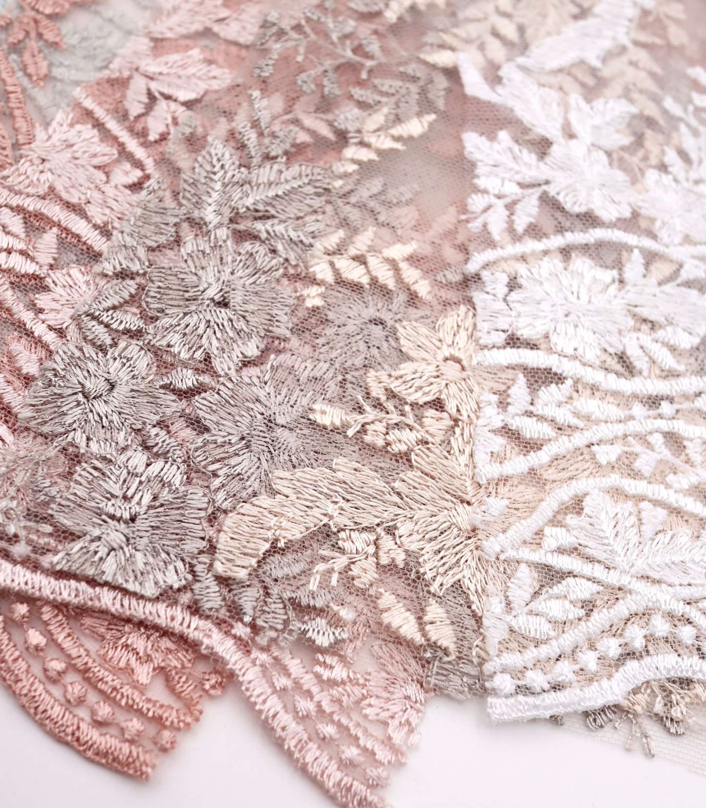 【25SS-390】スカラップチュール刺繍レース /0.5yあたり=~1700円
