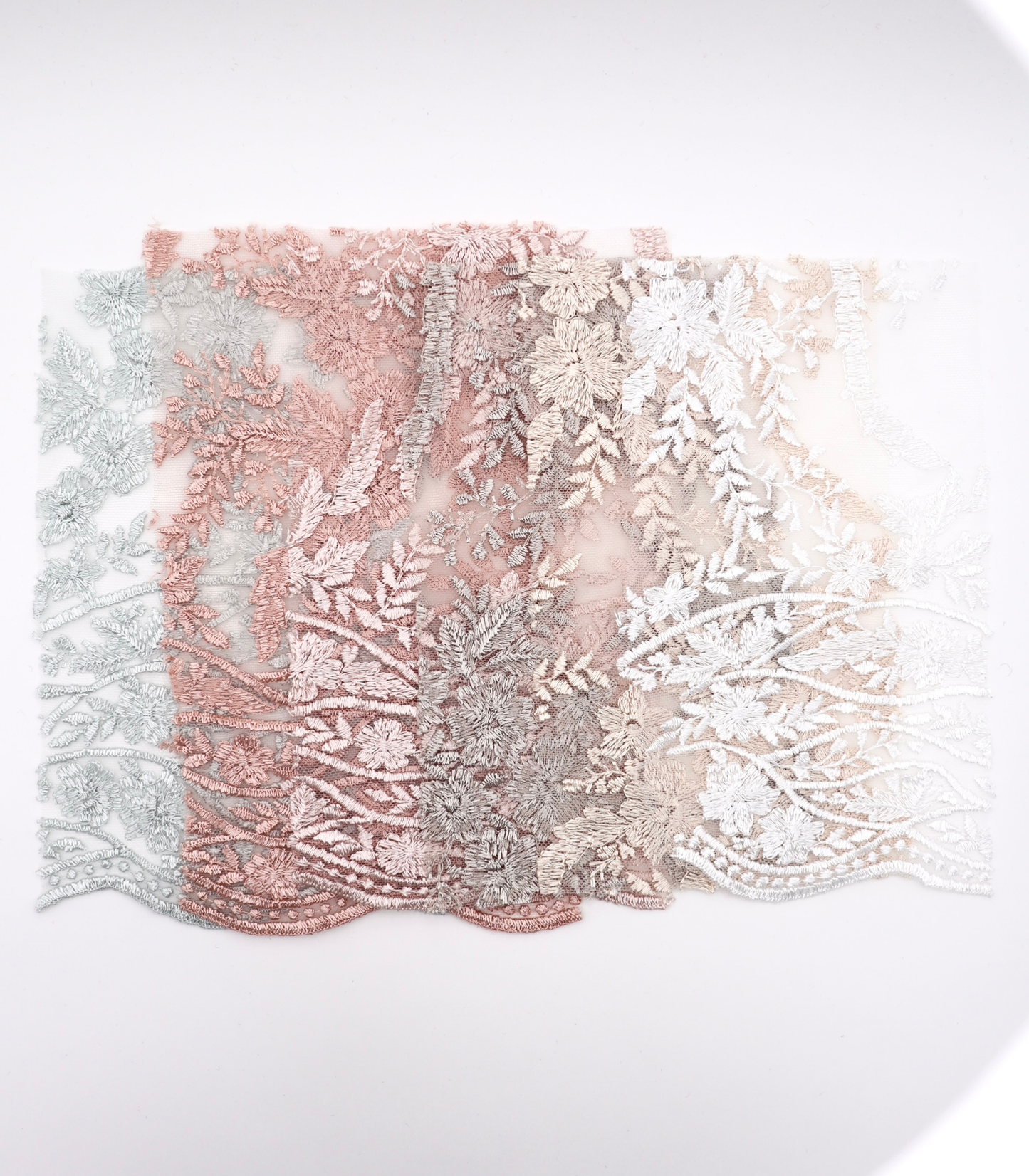 【25SS-390】スカラップチュール刺繍レース /0.5yあたり=~1700円