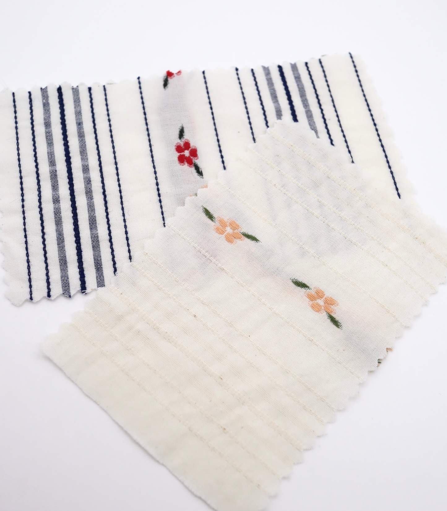 【25SS-443】フラワー×ランダムボーダー刺繍ローン /0.5yあたり=~925円