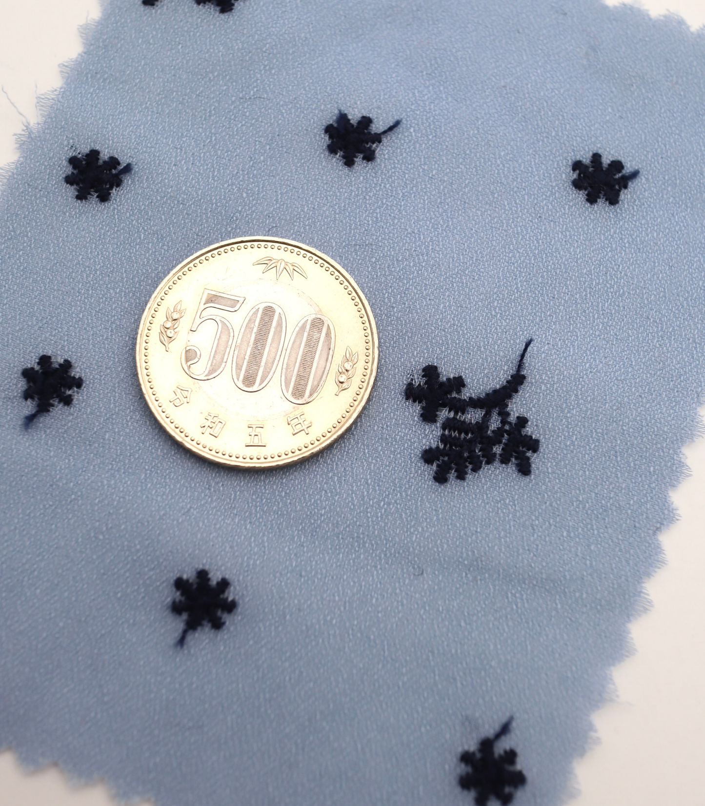【25SS-452】草木柄刺繍ジョーゼット /0.5yあたり=~1155円
