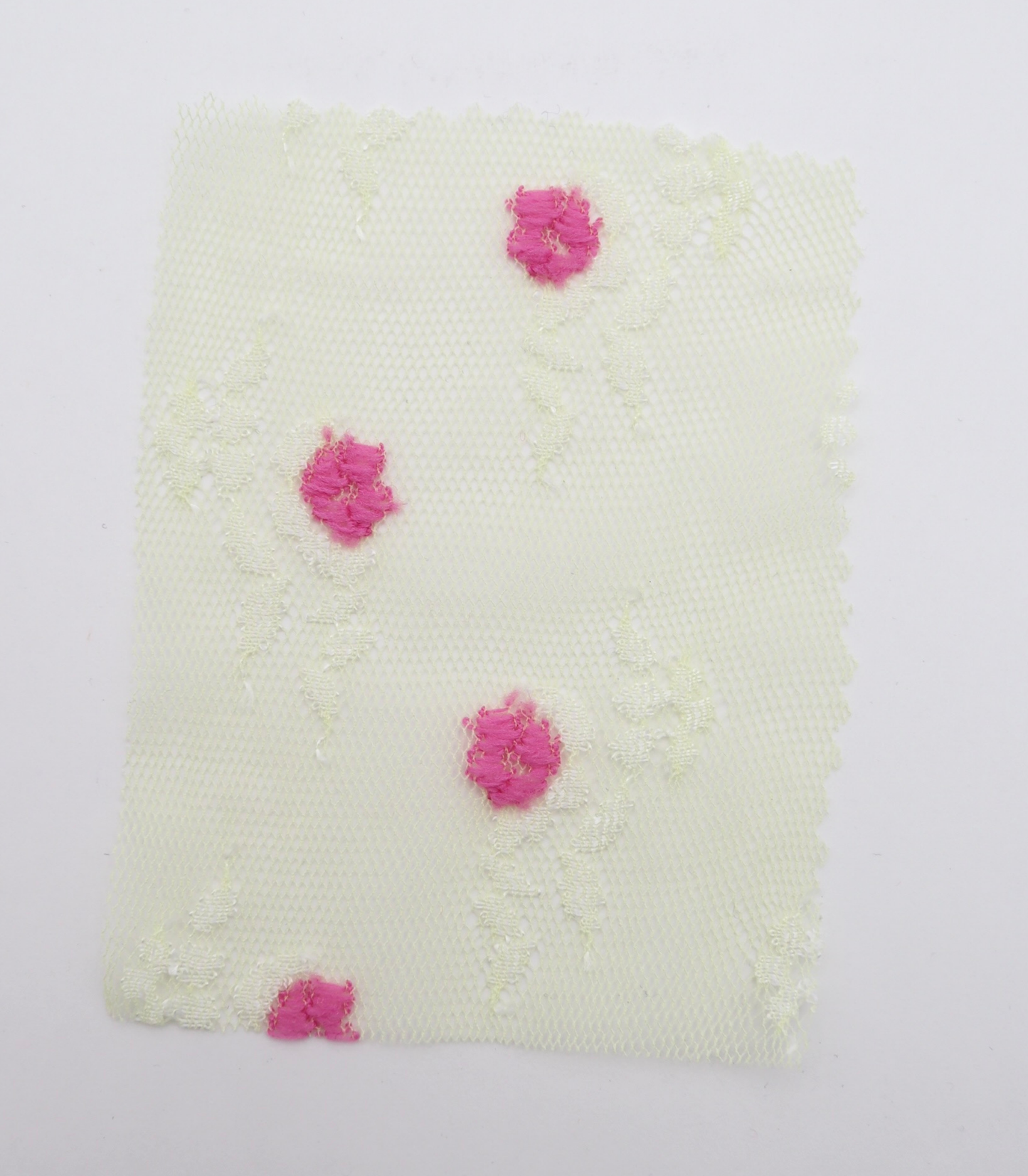 【25SS-450】ぷちふわ小花柄刺繍チュール /0.5yあたり=~745円
