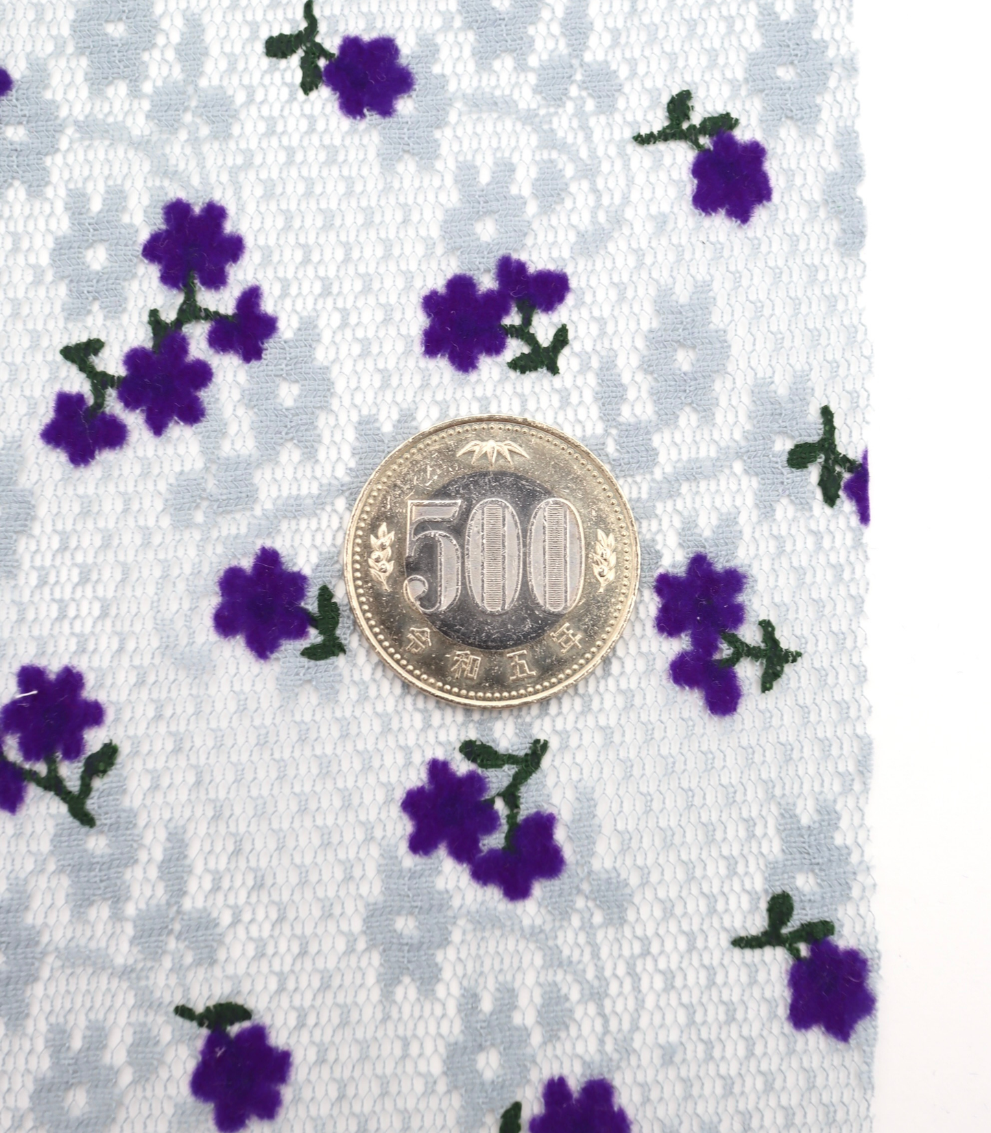【25SS-427】小花柄フロッキープリント×小花柄チュールレース /0.5yあたり=~810円