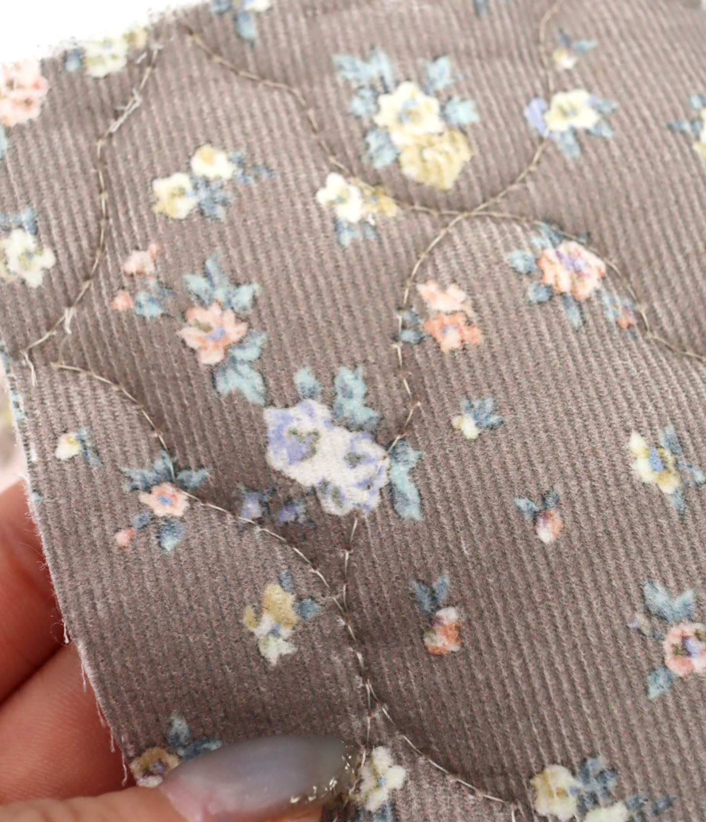 【25SS-095】小花柄プリントキルティングコーデュロイ