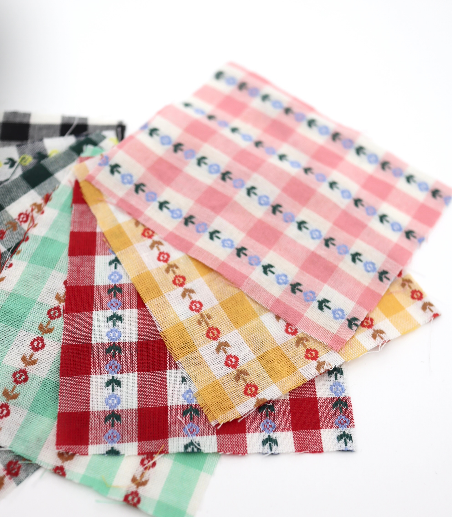 【25SS-318】ストライプ小花柄刺繍先染めギンガムチェック /0.5yあたり=~630円