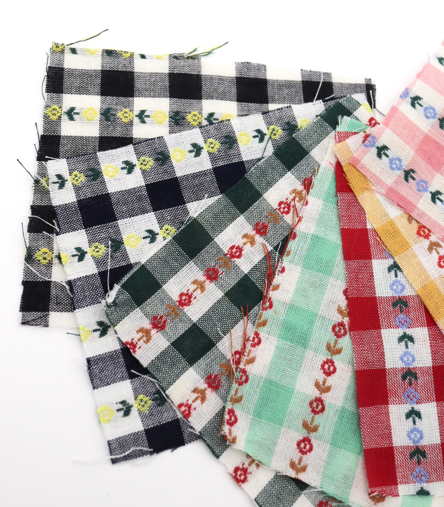 【25SS-318】ストライプ小花柄刺繍先染めギンガムチェック /0.5yあたり=~630円