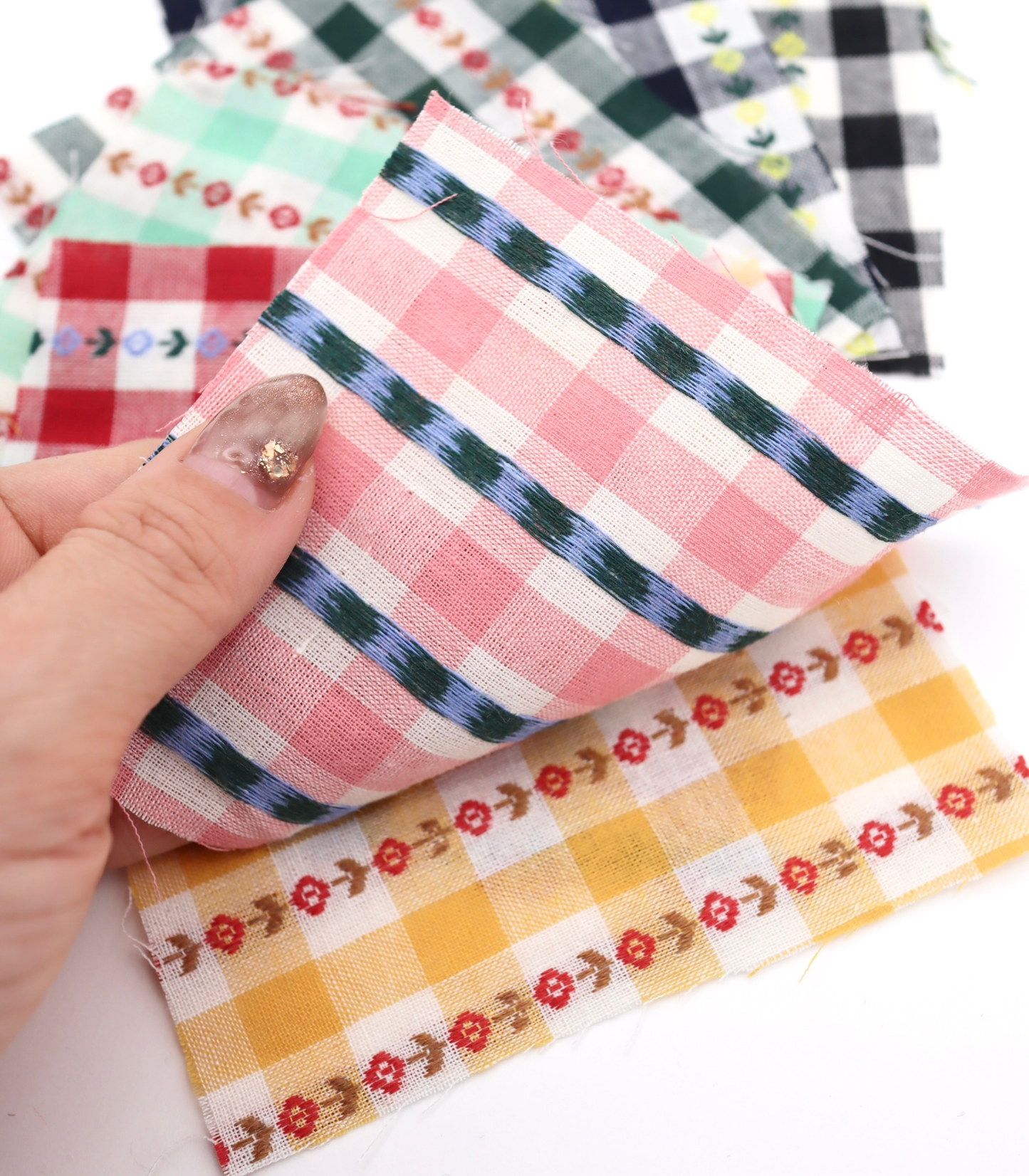 【25SS-318】ストライプ小花柄刺繍先染めギンガムチェック /0.5yあたり=~630円