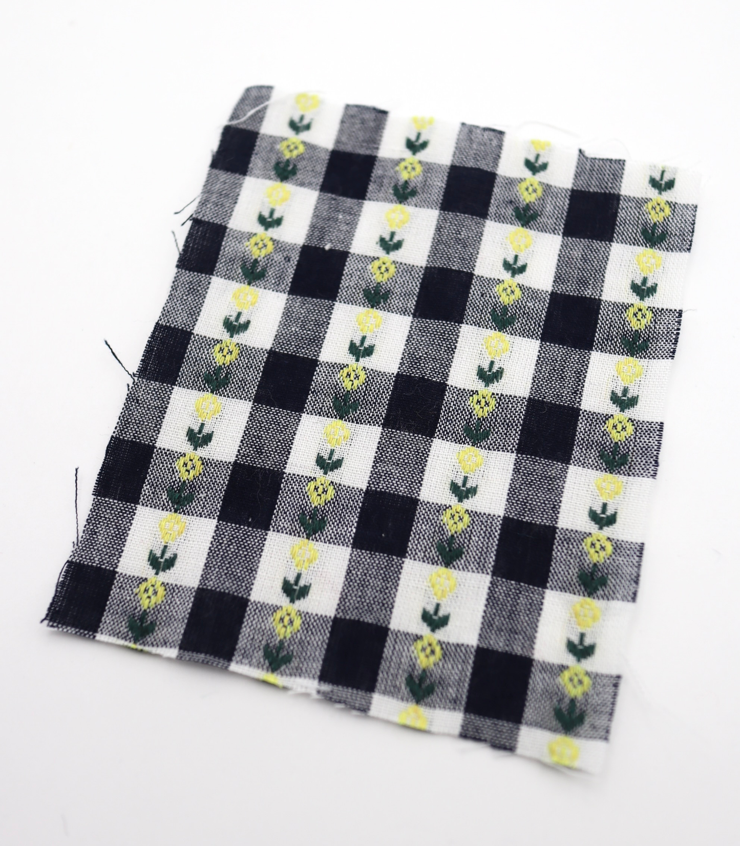 【25SS-318】ストライプ小花柄刺繍先染めギンガムチェック /0.5yあたり=~630円