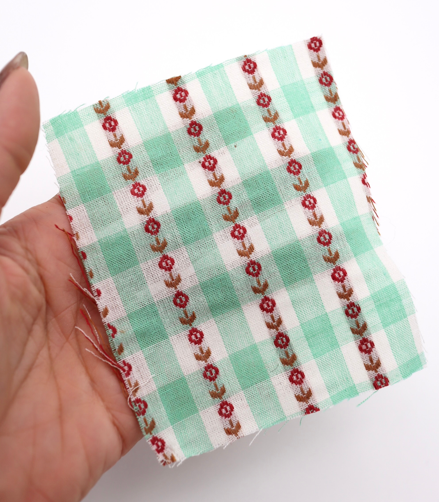 【25SS-318】ストライプ小花柄刺繍先染めギンガムチェック /0.5yあたり=~630円