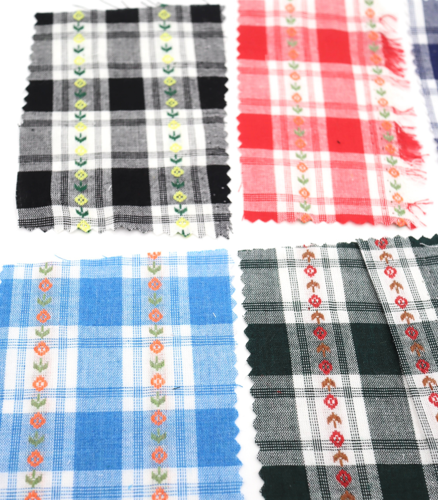 【25SS-319】ストライプ小花柄刺繍先染めタータンチェック /0.5yあたり=~ 610円