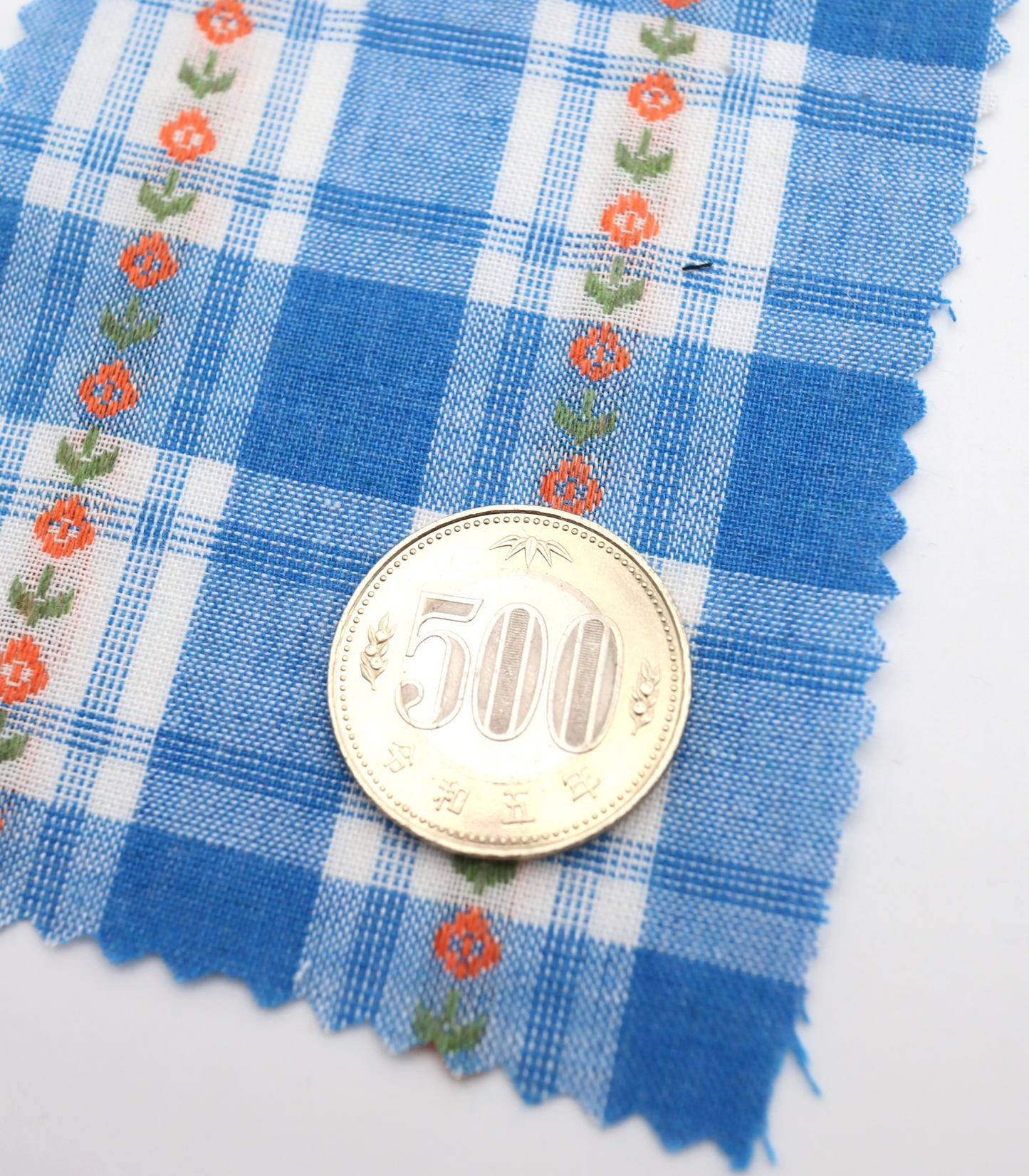 【25SS-319】ストライプ小花柄刺繍先染めタータンチェック /0.5yあたり=~ 610円
