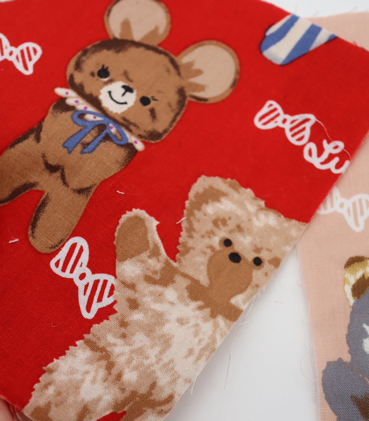 【25SS-236】アニマルズ×リボンプリント綿ローン /0.5yあたり = ~685円