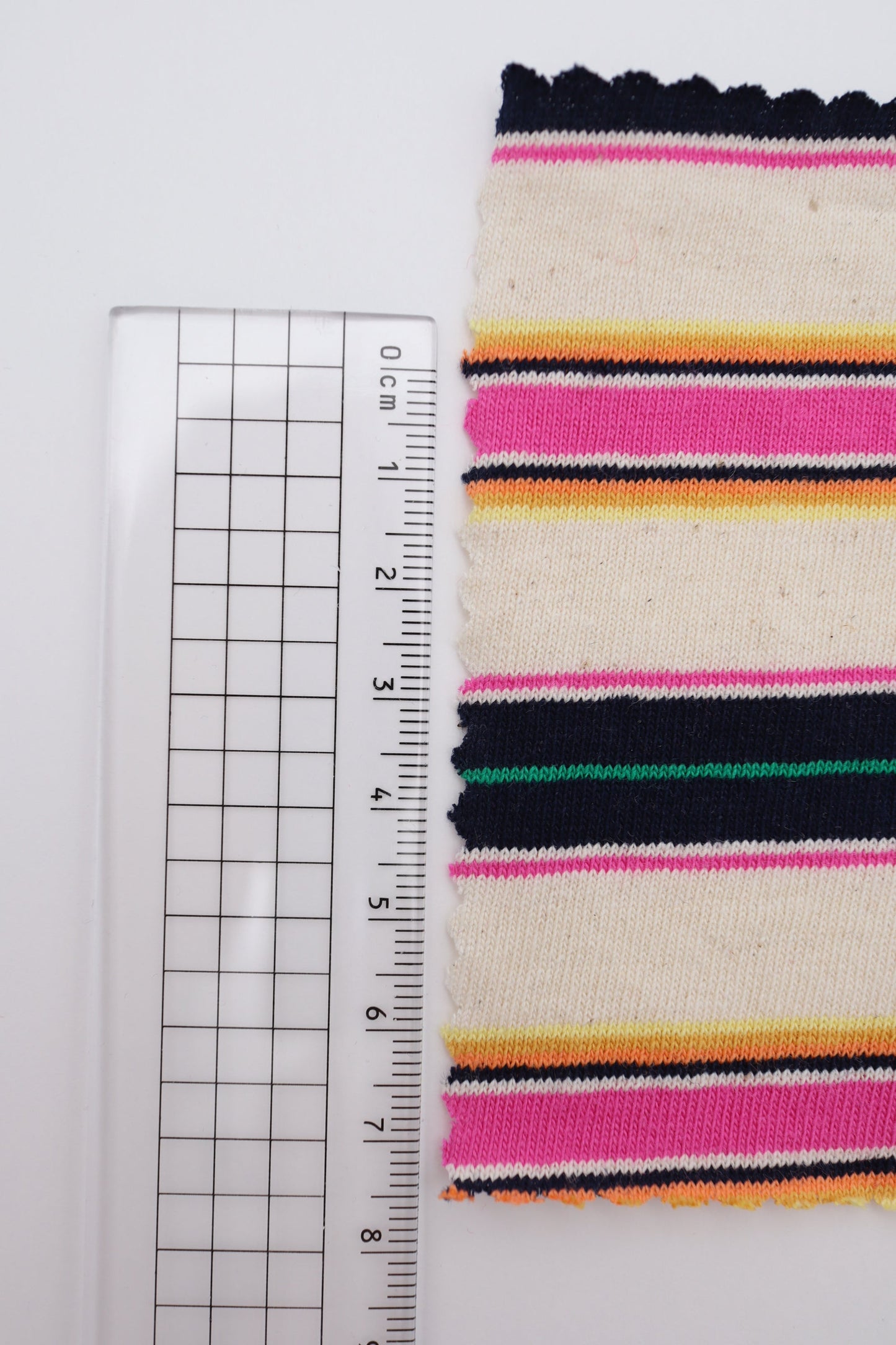 【25SS-476】ヴィンテージ風カラフルボーダー天竺ニット /0.5yあたり=~780円