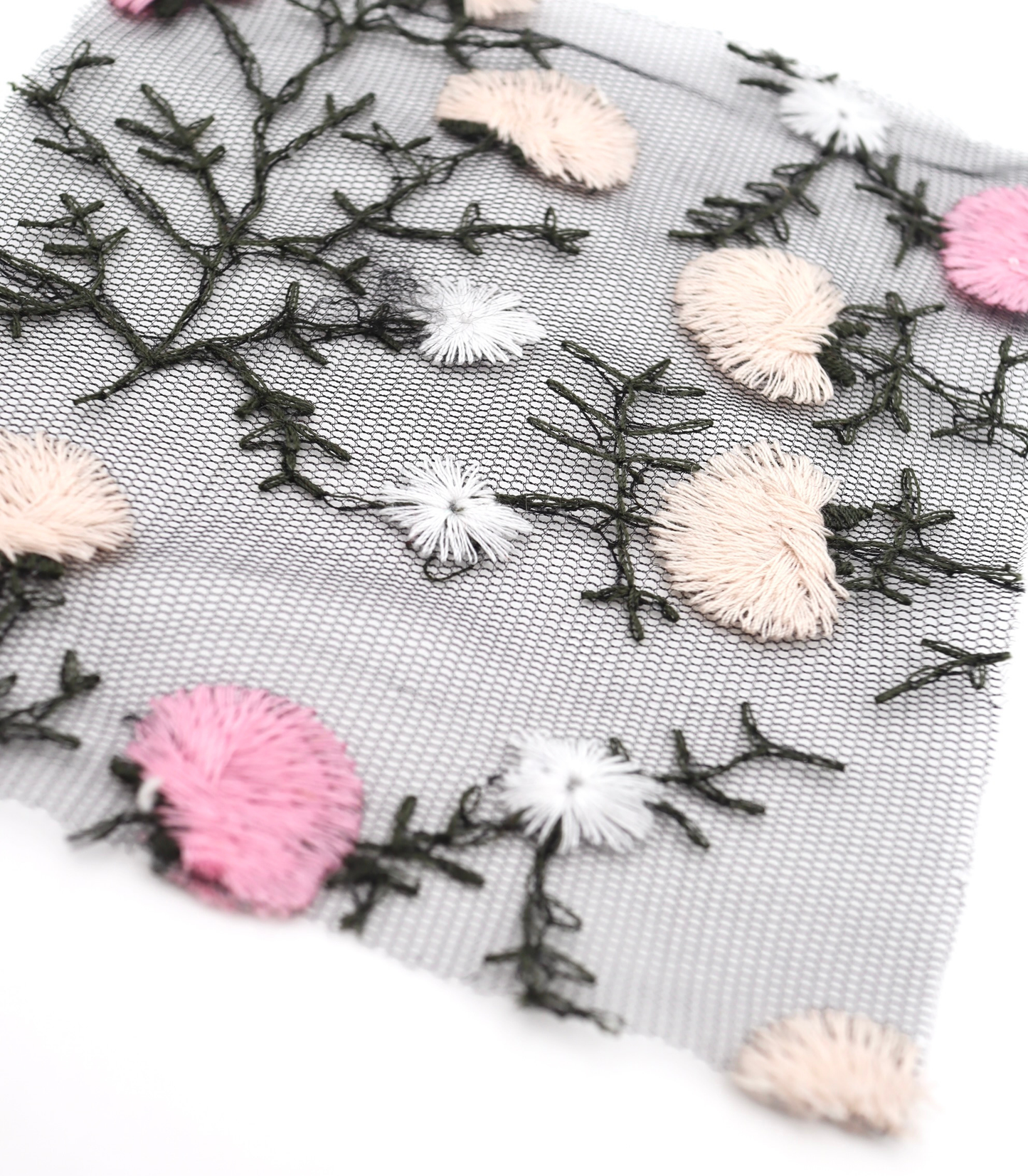 【25SS-392】フラワー刺繍チュールレース /0.5yあたり=~1250円