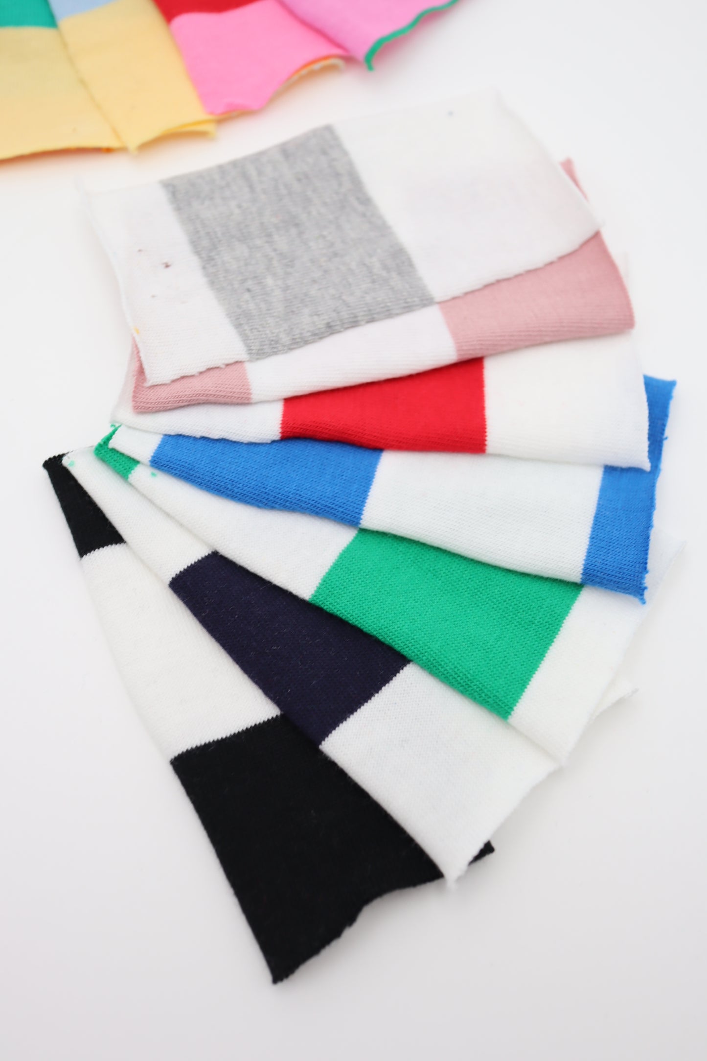 【25SS-470】カラフル太ピッチボーダー天竺ニット /0.5yあたり=~940円
