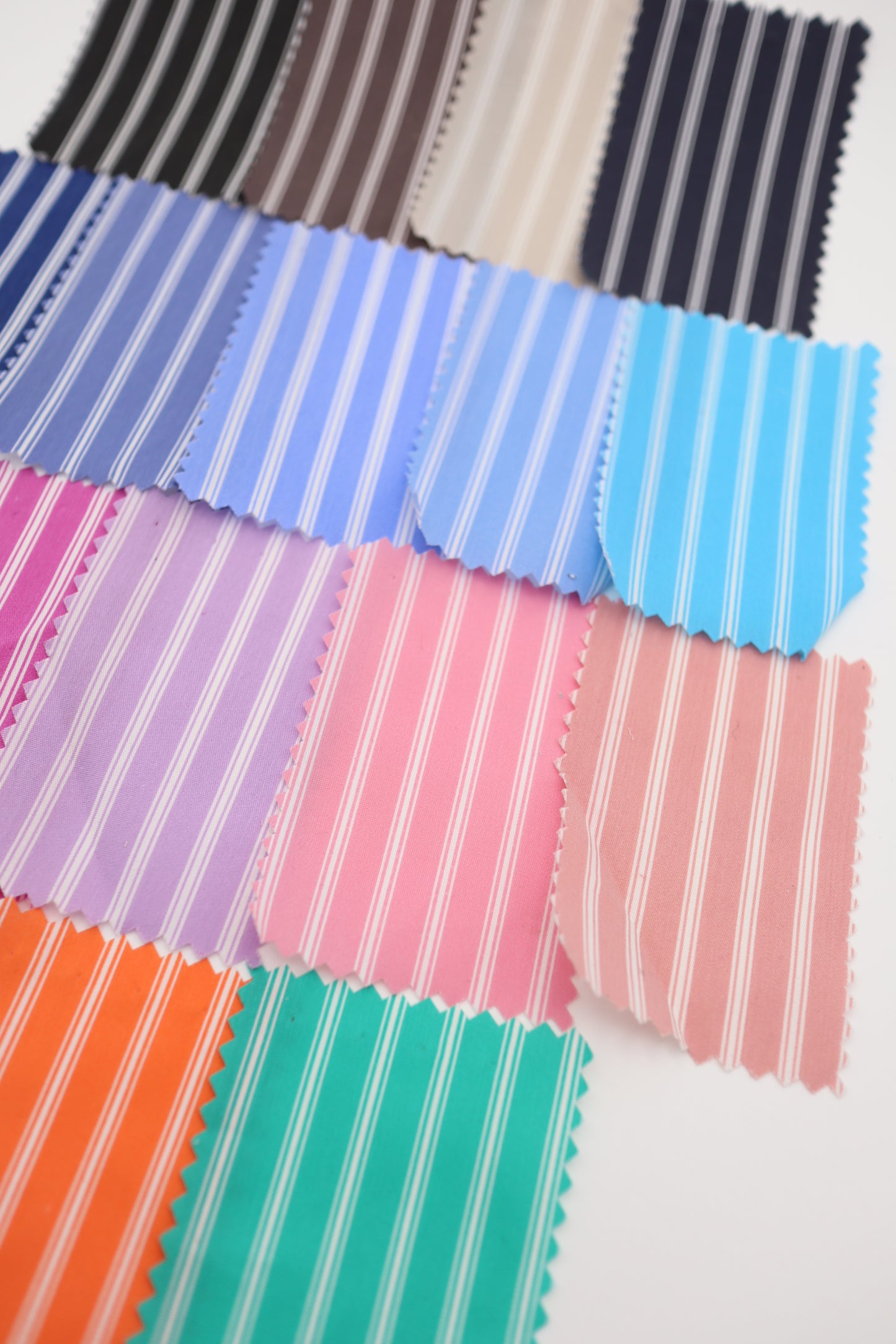 【25SS-479】カラフル細ピッチストライプローン /0.5yあたり=~805円