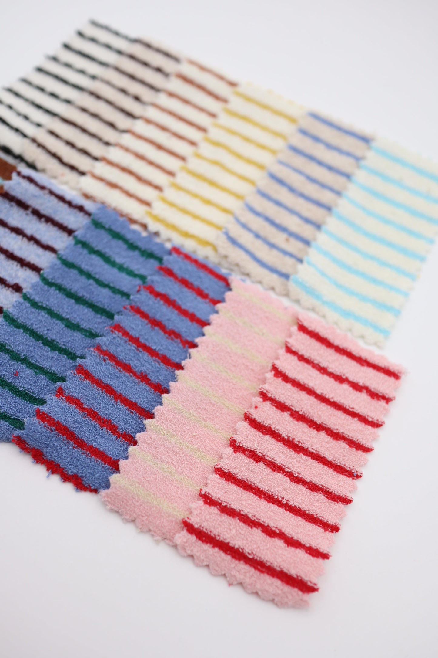 【25SS-474】カラフル細ピッチボーダーパイルニット /0.5yあたり=~1150円