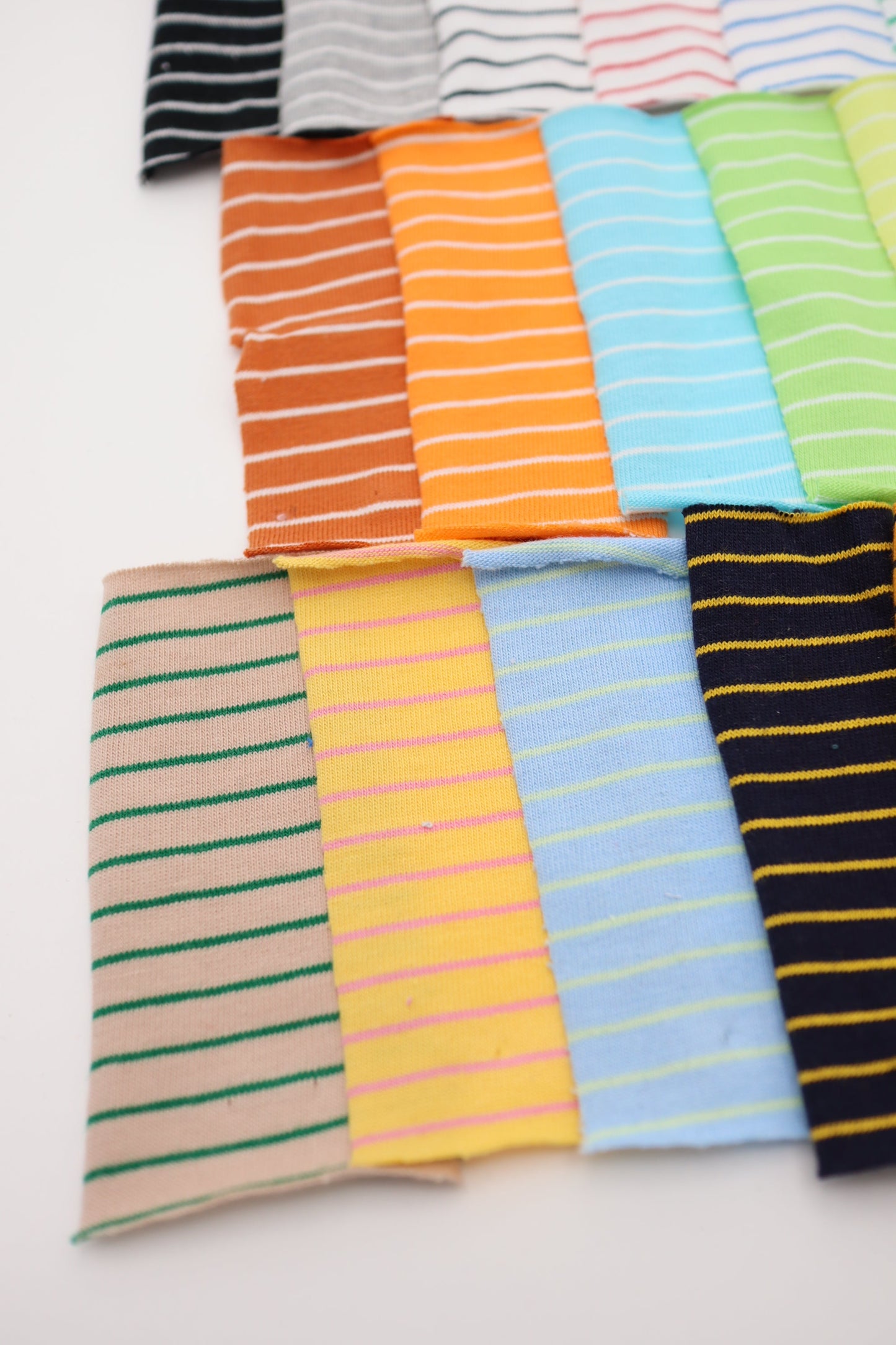 【25SS-475】カラフル細ピッチボーダー天竺ニット /0.5yあたり=~860円