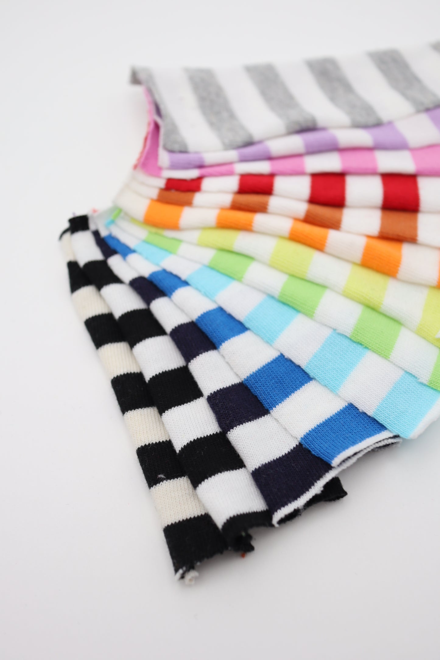 【25SS-469】カラフル中ピッチボーダー天竺ニット /0.5yあたり=~860円