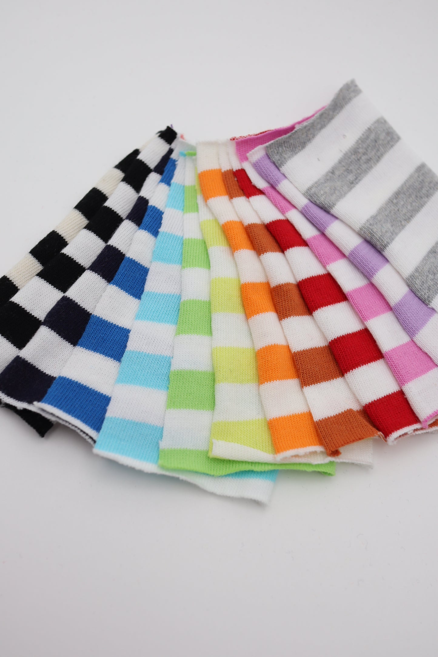 【25SS-469】カラフル中ピッチボーダー天竺ニット /0.5yあたり=~860円