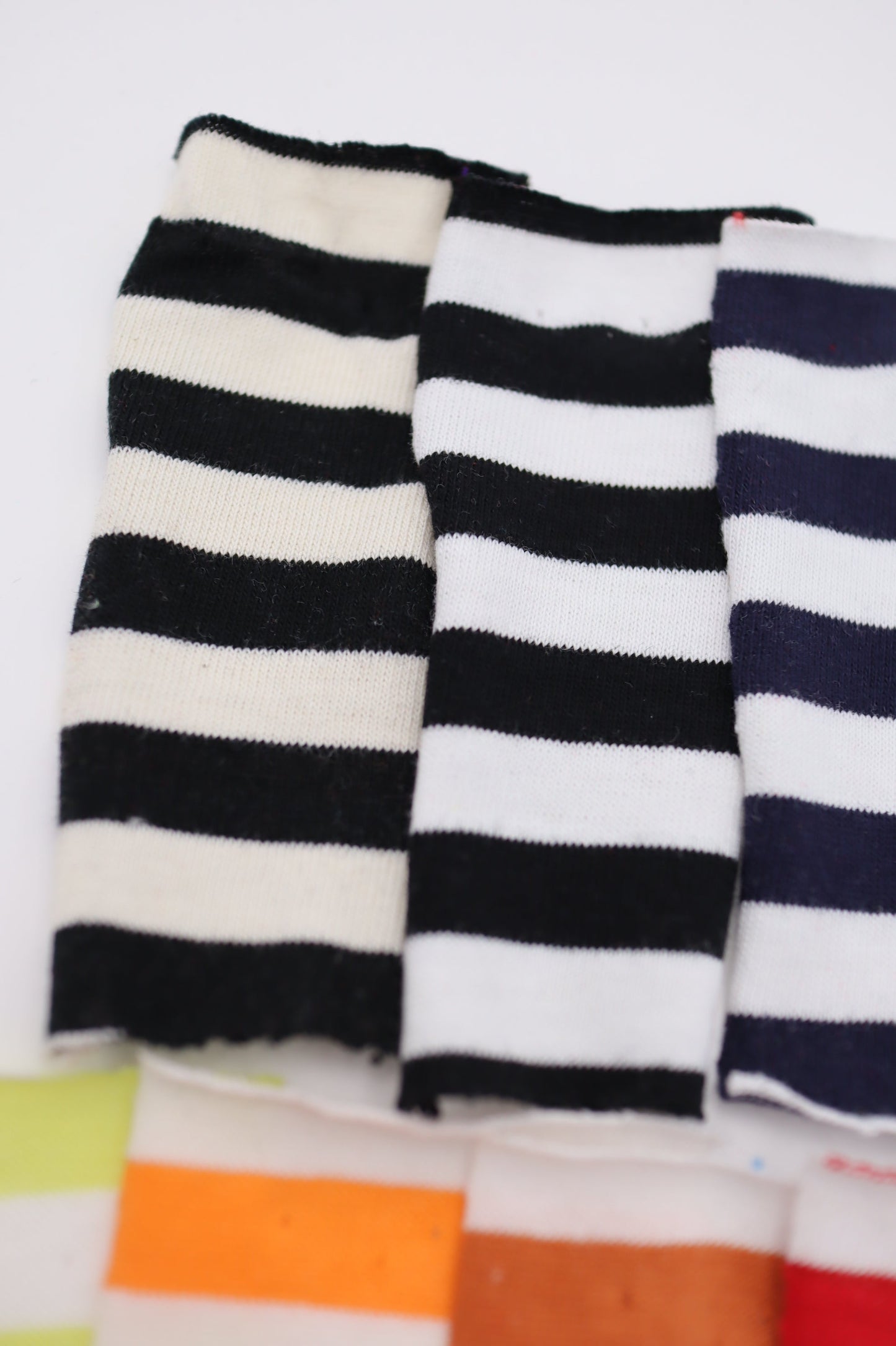 【25SS-469】カラフル中ピッチボーダー天竺ニット /0.5yあたり=~860円