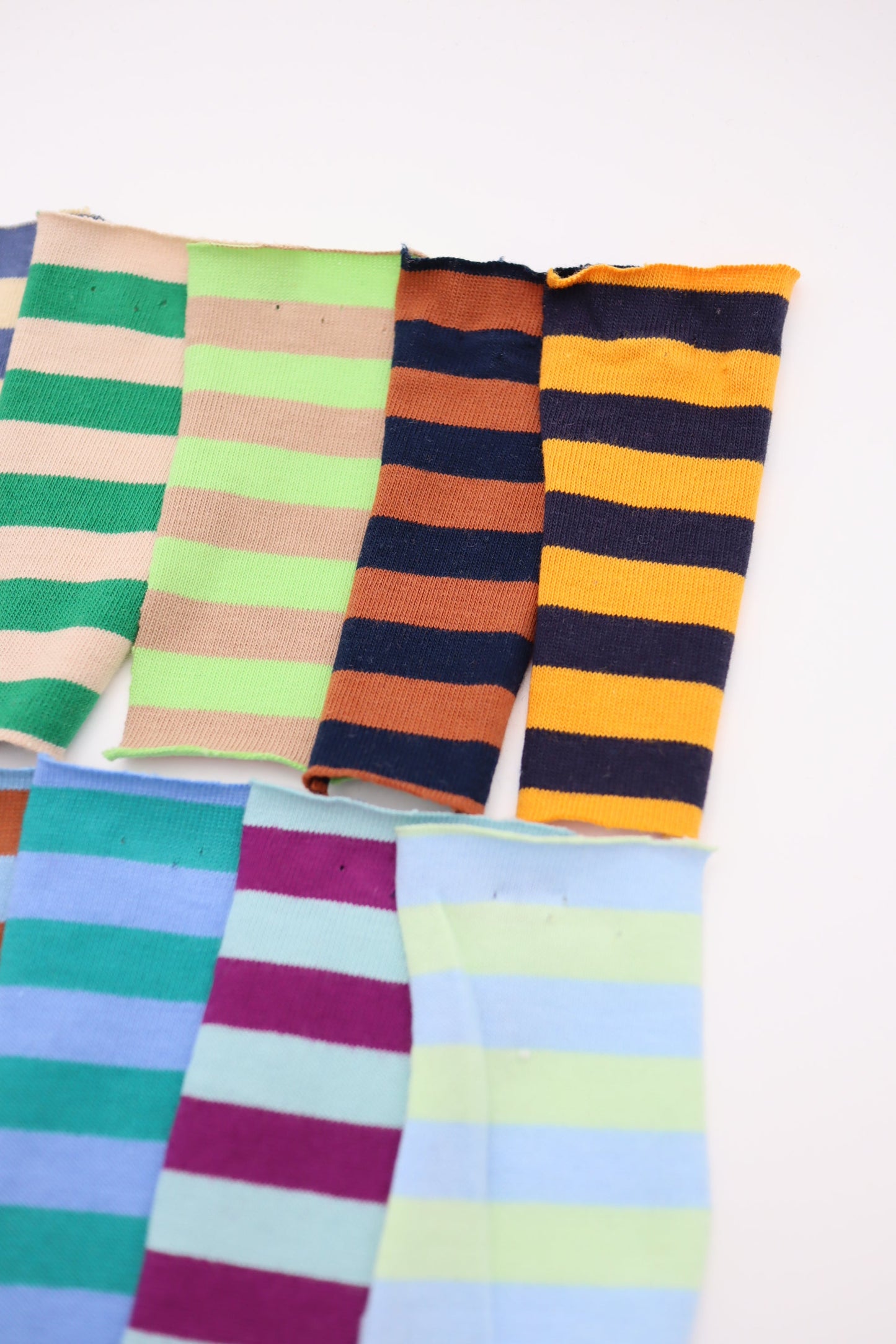 【25SS-469】カラフル中ピッチボーダー天竺ニット /0.5yあたり=~860円
