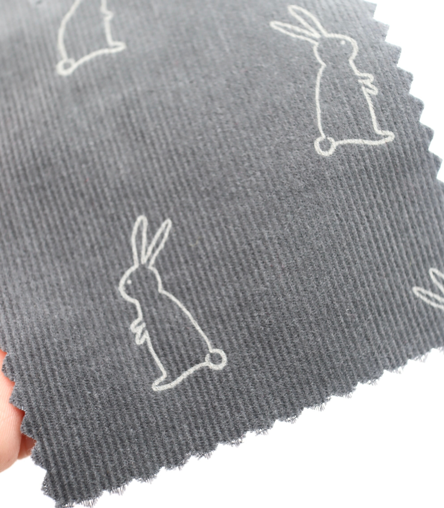 【25SS-122】ぽつんとうさちゃんプリントコーデュロイ /0.5yあたり=~ 940円