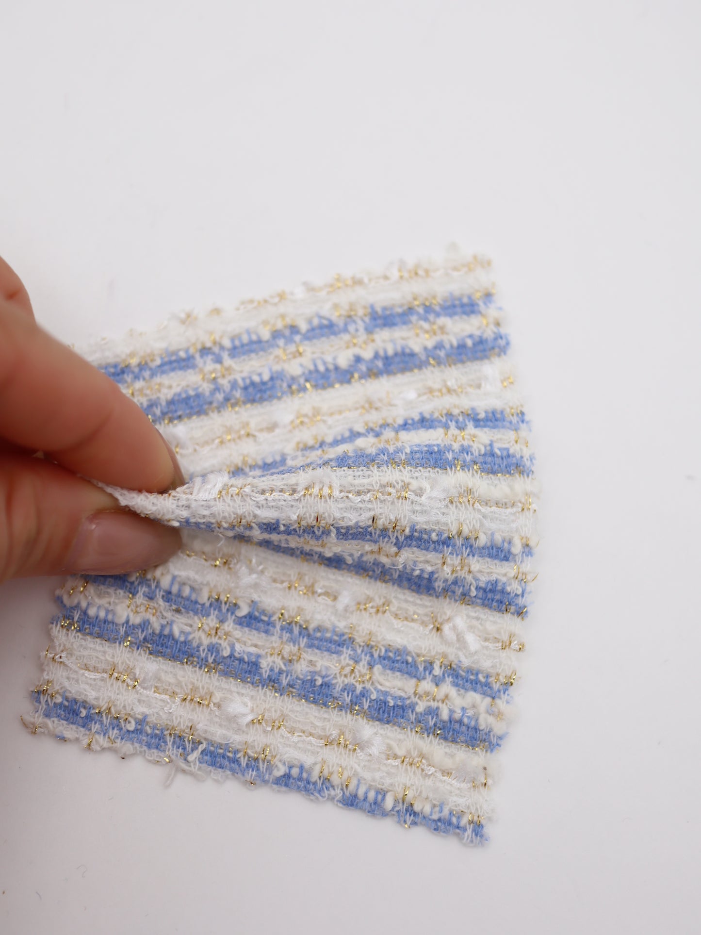 ストレッチ性あるツイード見えラメ糸入りニット生地【26SS-071】