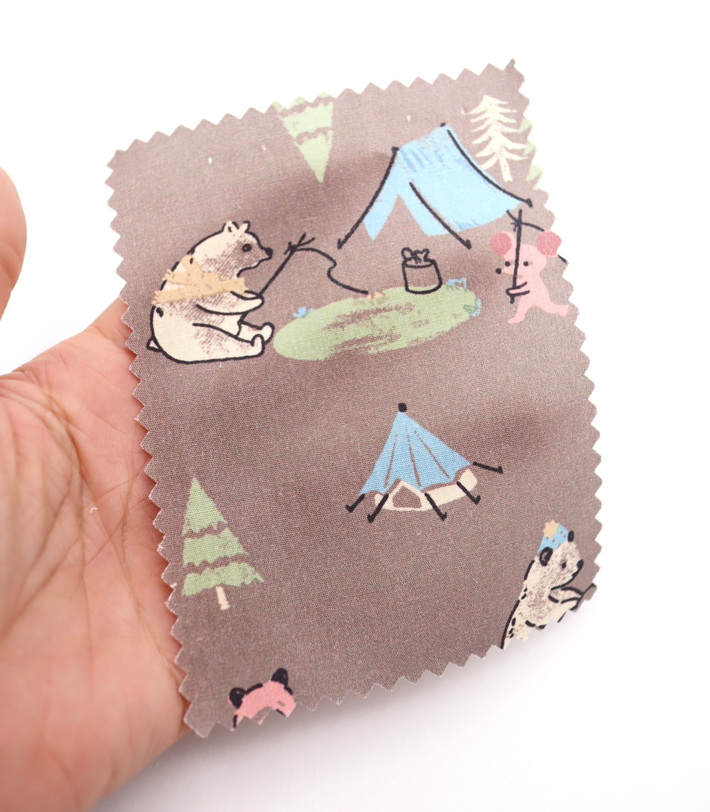 【25SS-128】キャンプアニマルずプリントコーデュロイ /0.5yあたり=~ 920円