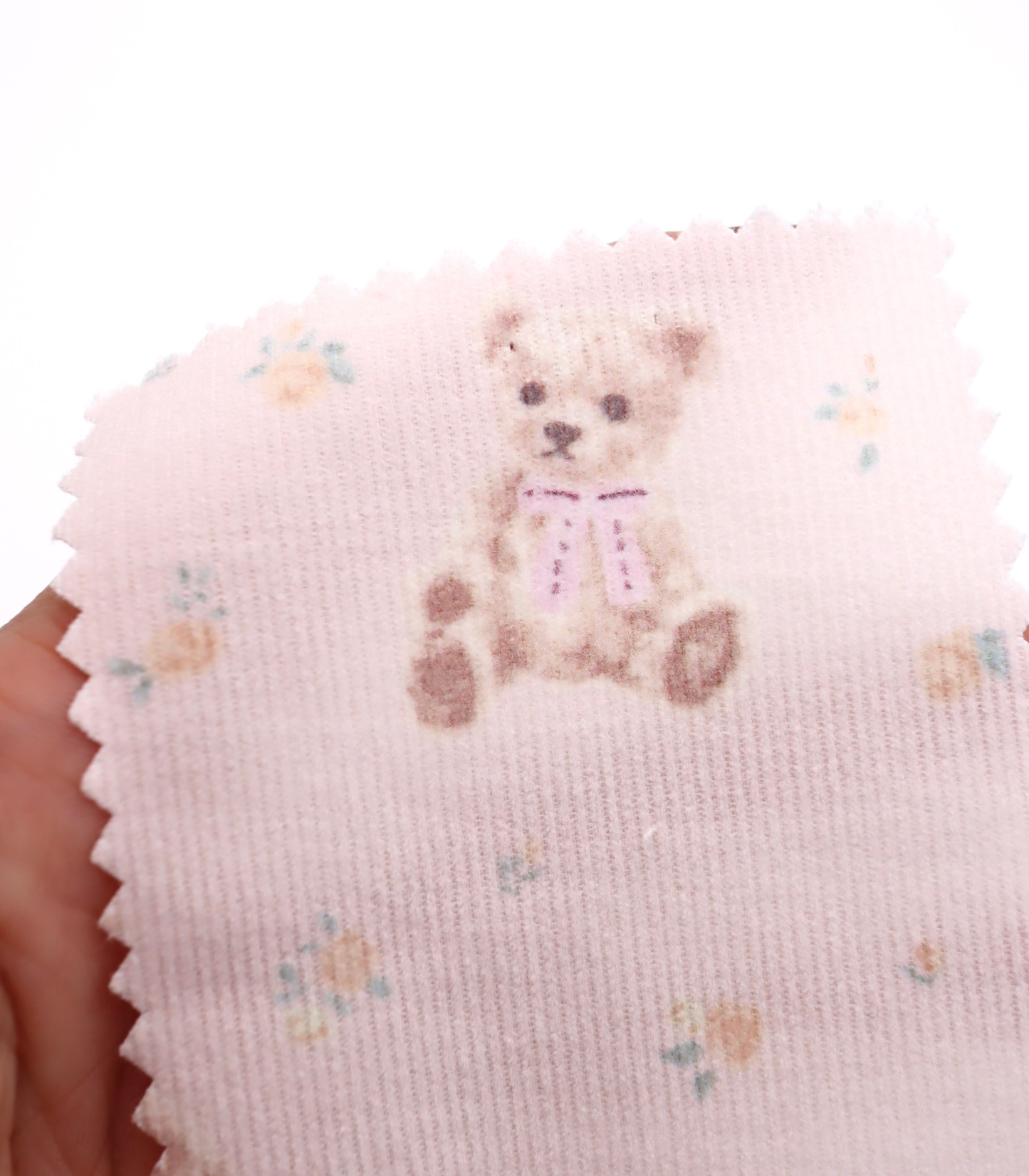 【25SS-116】くまさん×プチローズプリントコーデュロイ /0.5yあたり=~835円