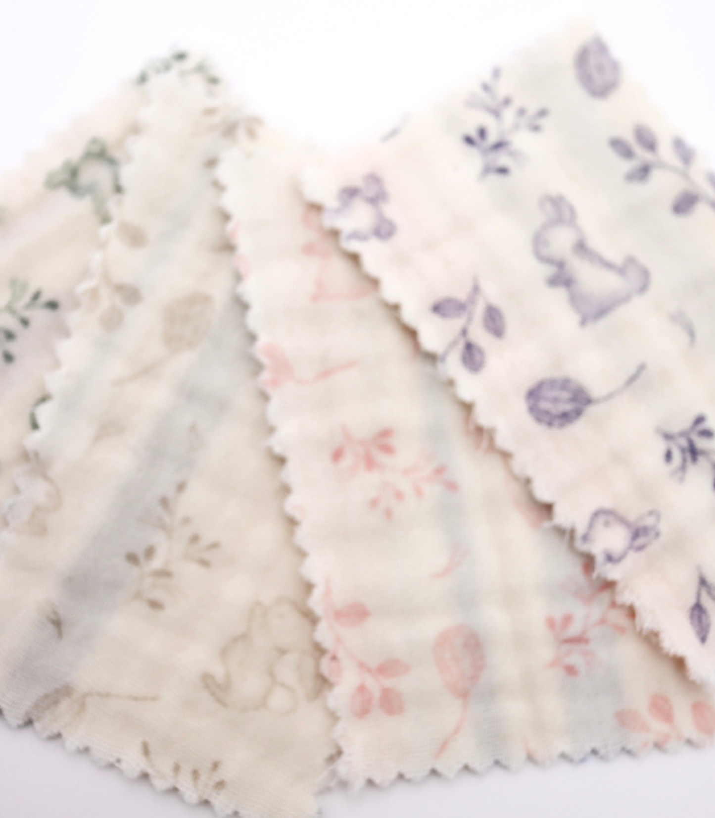 【25SS-270】リバーシブルうさぎ×マルチストライププリント接結4重ガーゼ /0.5yあたり=~1210円