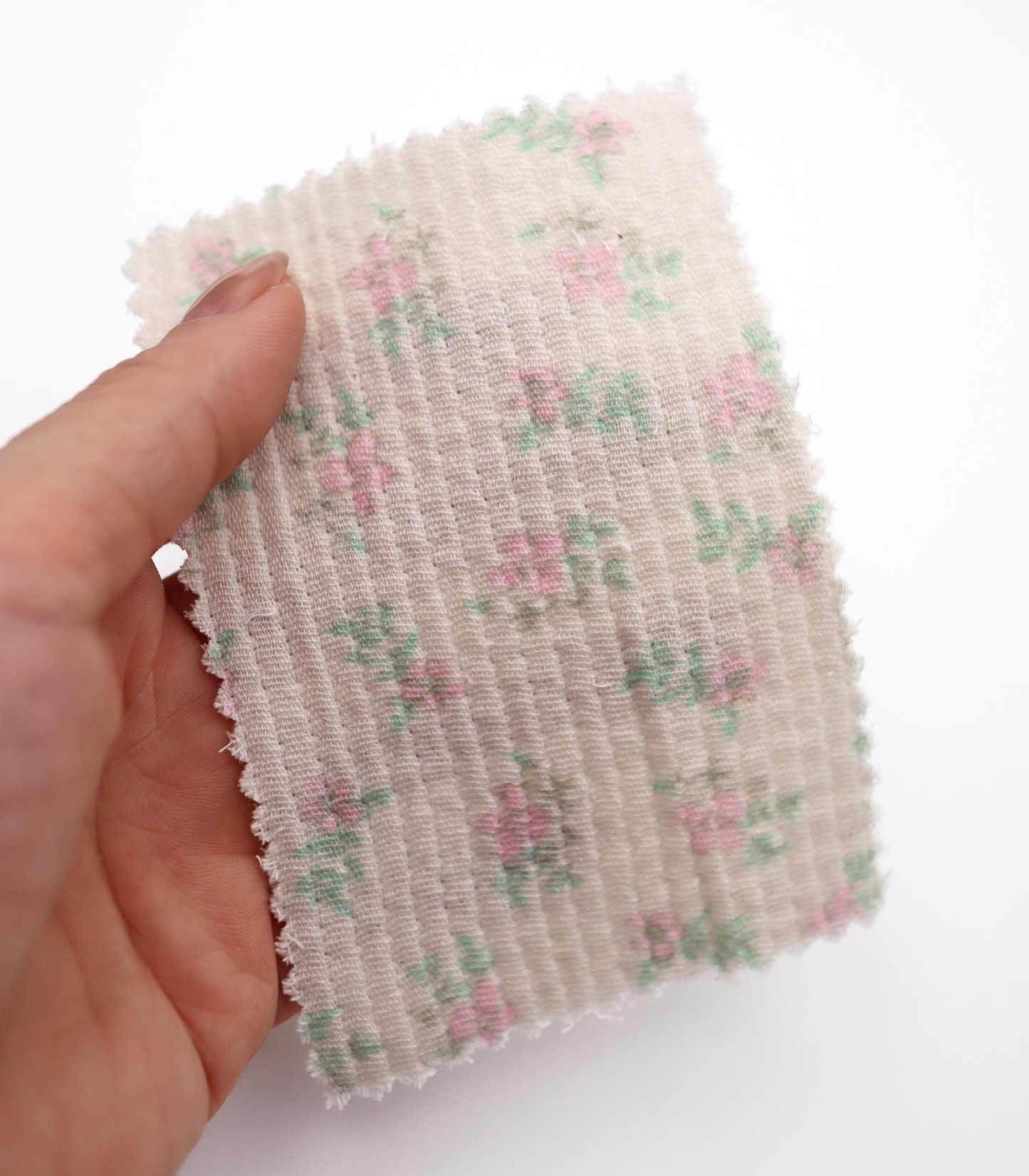【25SS-263】小花柄プリントキルティングヌビ /0.5yあたり=~1100円