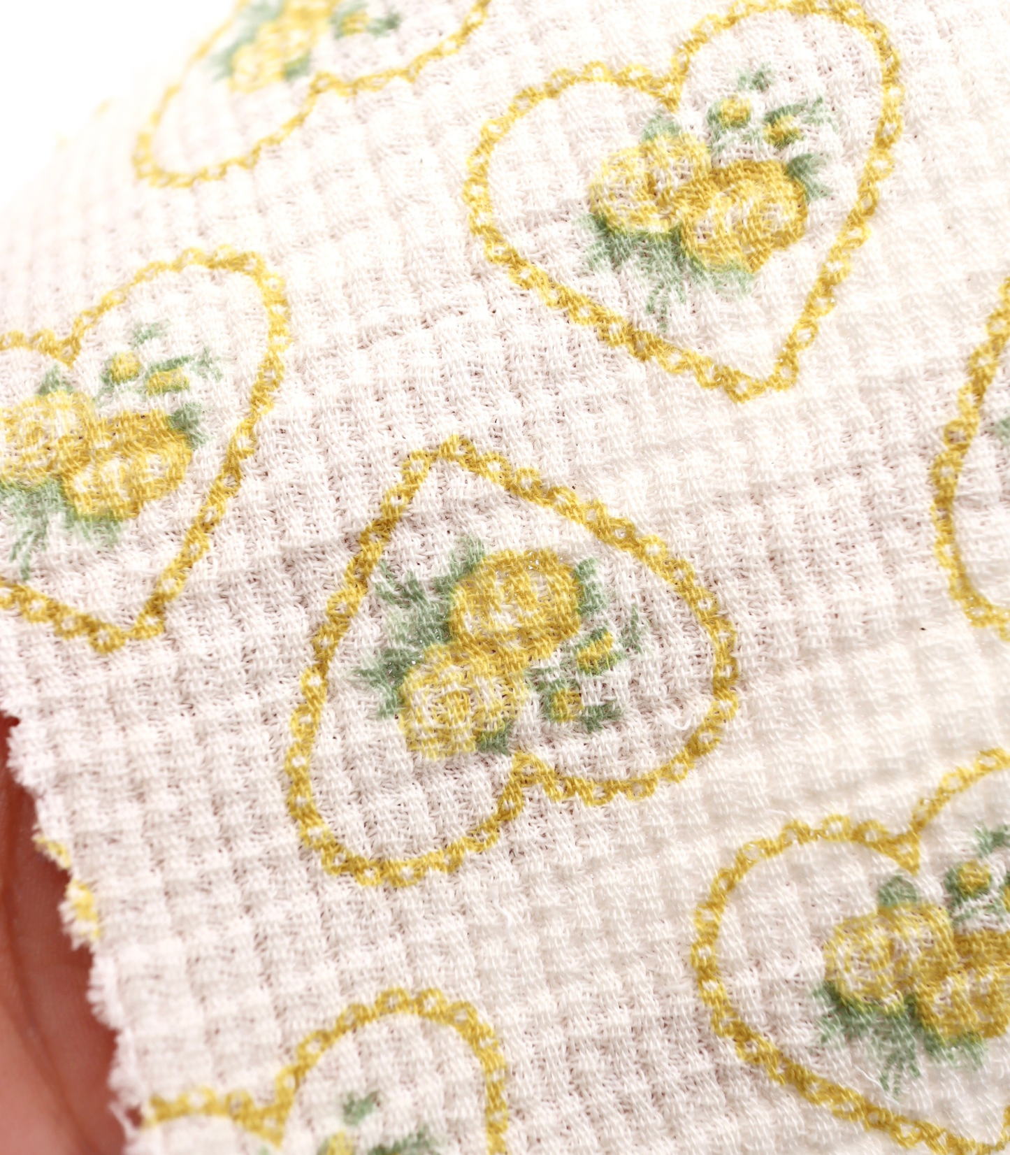 【25SS-261】ハート×ローズプリントクレープ接結ダブルガーゼ /0.5yあたり=~860円