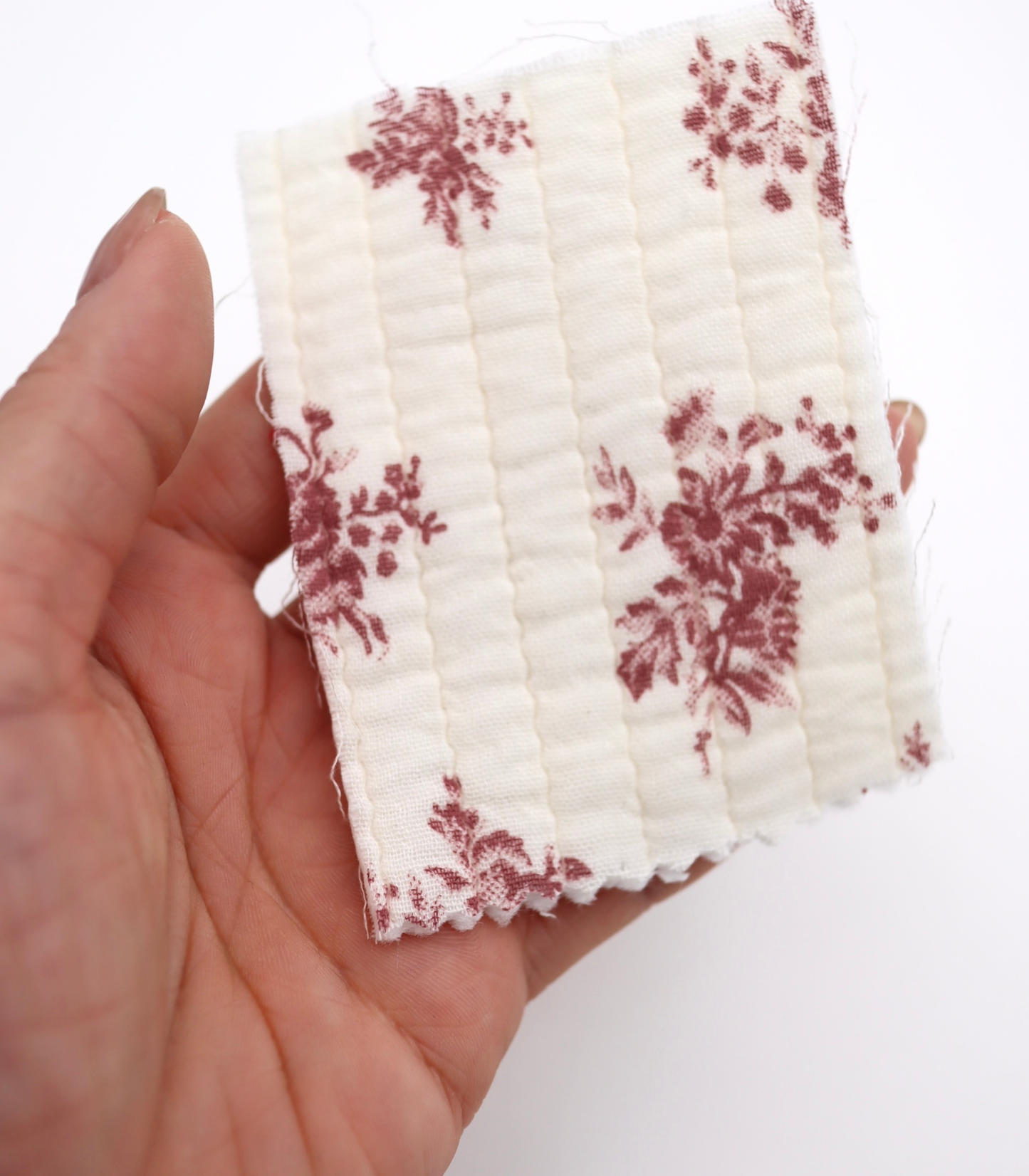 【25SS-269】小花柄プリントキルティングヌビ /0.5yあたり=~1440円