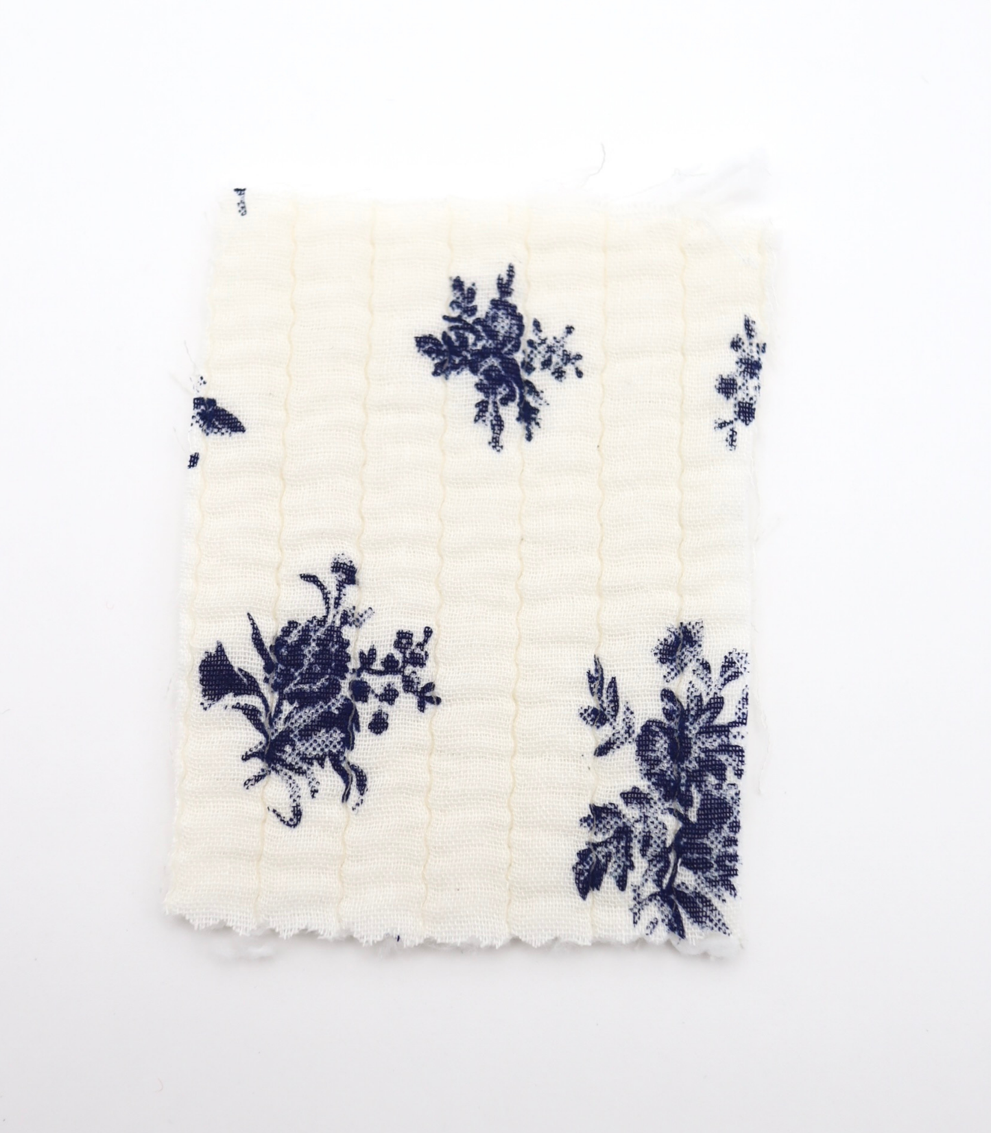 【25SS-269】小花柄プリントキルティングヌビ /0.5yあたり=~1440円