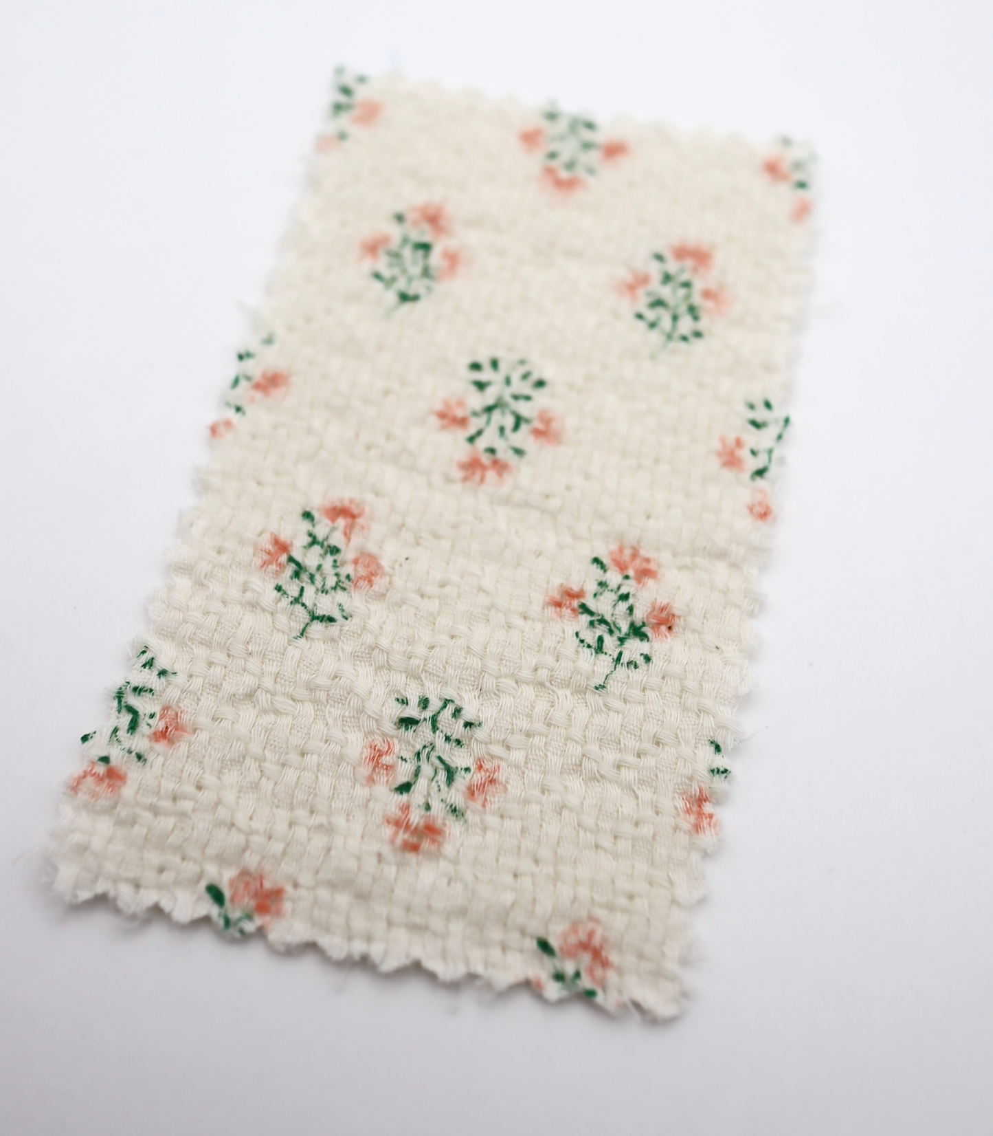 【25SS-268】小花柄プリントバスケット /0.5yあたり=~ 940円