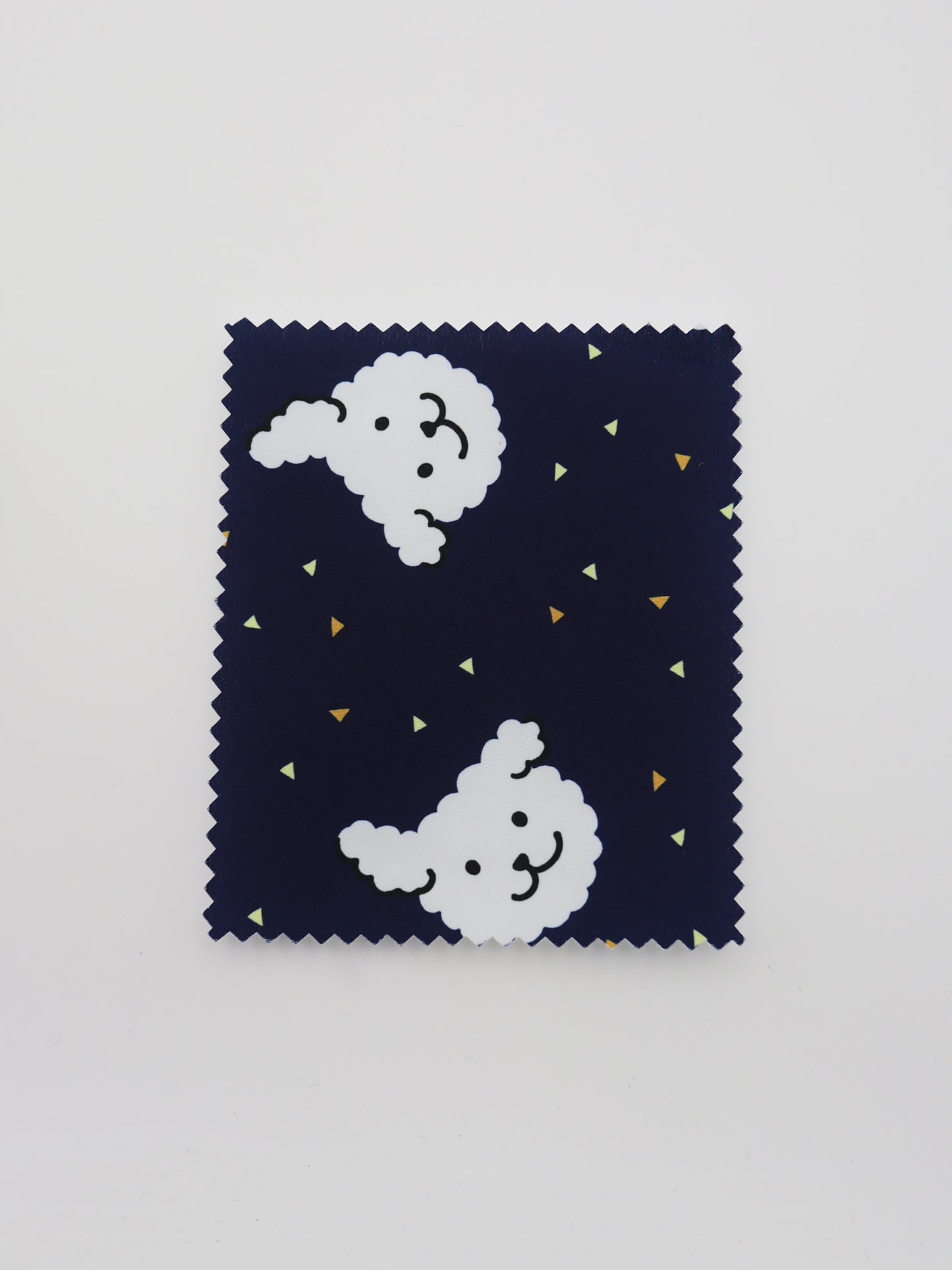【25SS-085】ごきげんワンちゃんプリント中綿接着タフタ /0.5yあたり = ~1195円