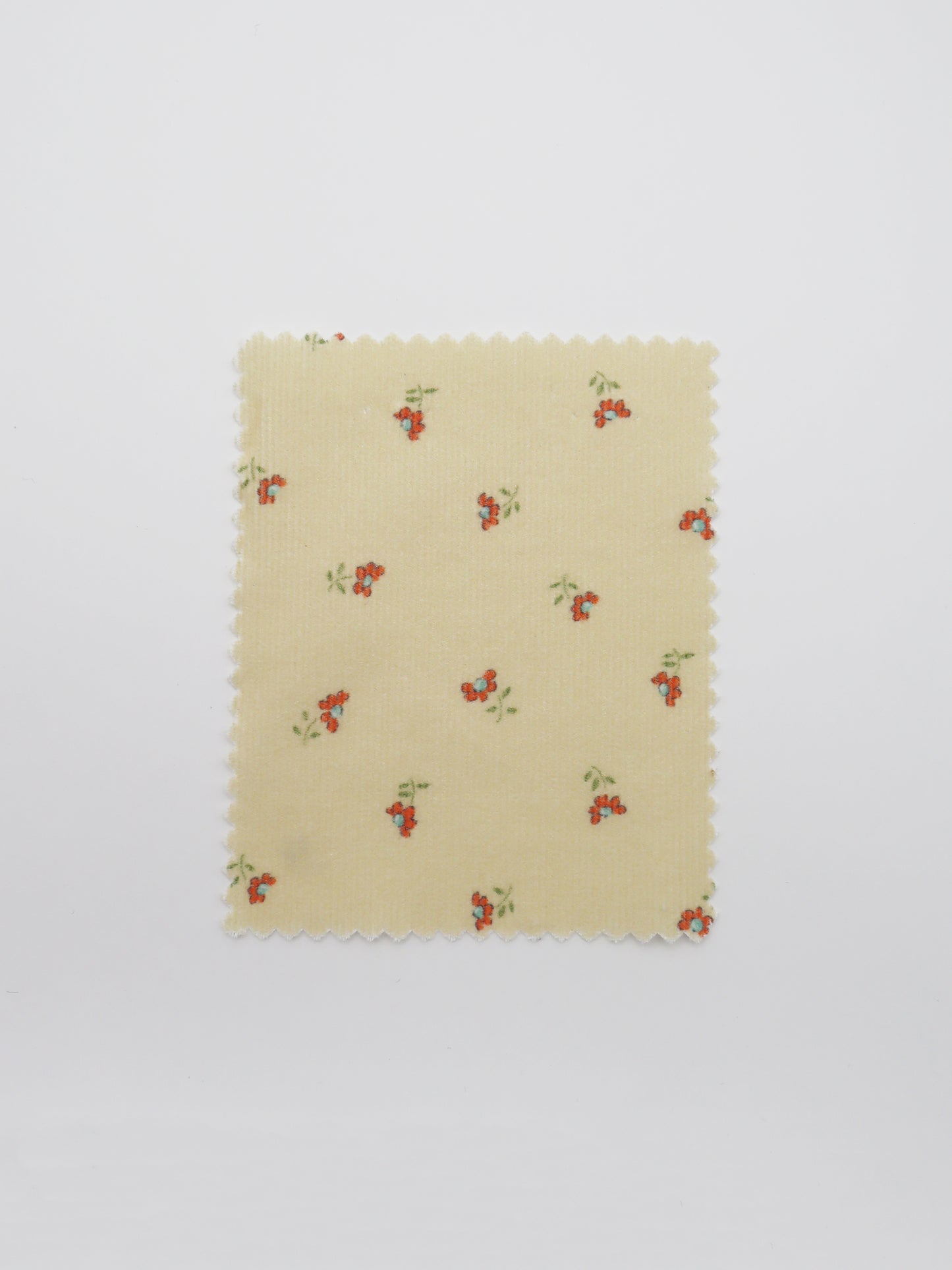 【25SS-099】小花プリントキルティングコーデュロイ /0.5yあたり = ~1320円
