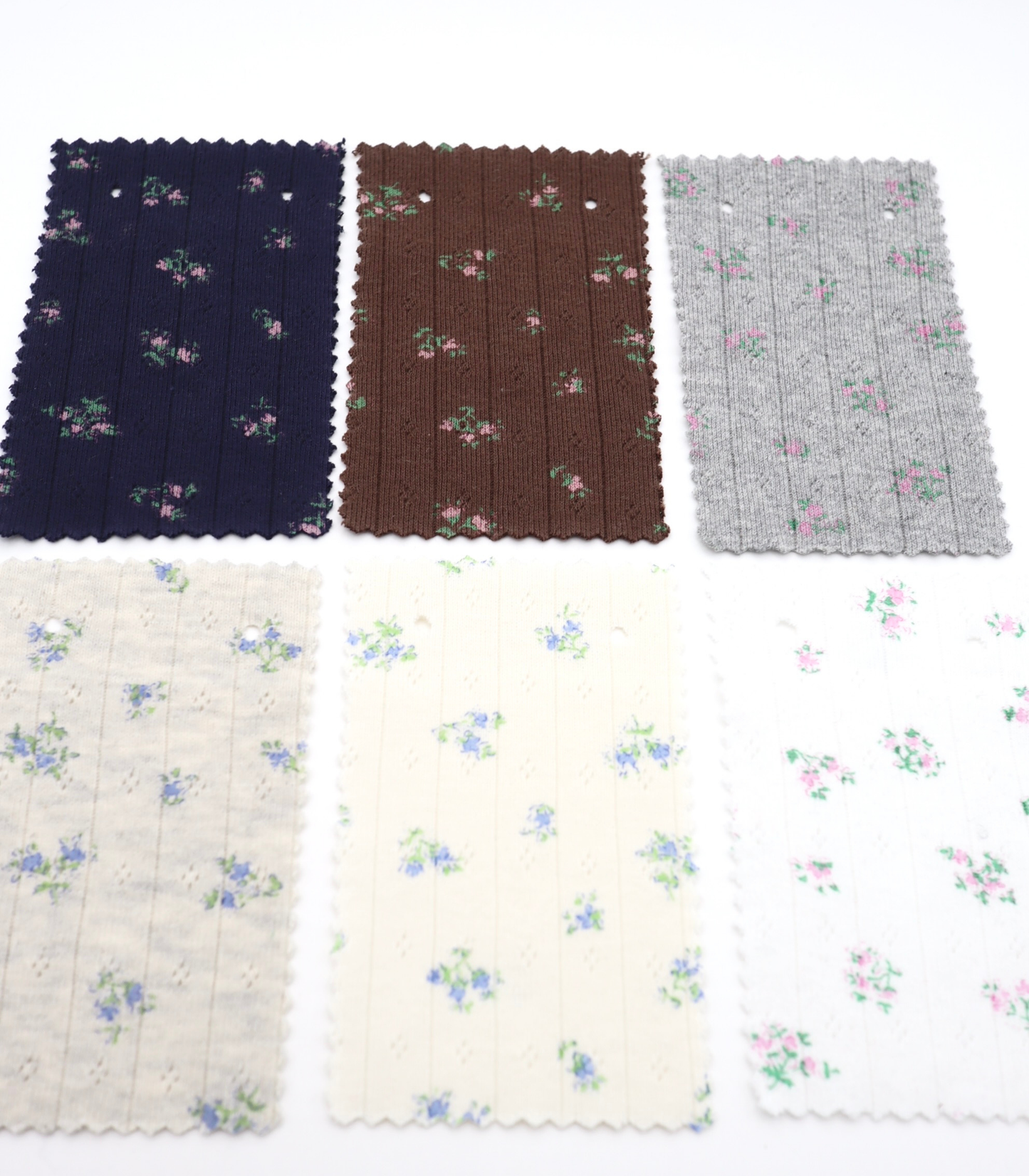 【25SS-416】花柄プリント針抜きニット /0.5yあたり=~1005円