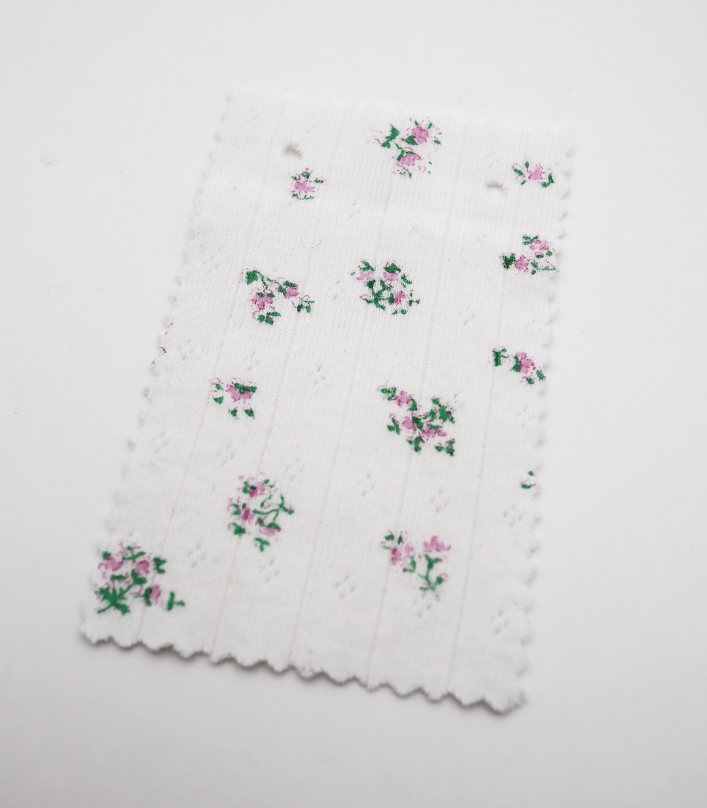 【25SS-416】花柄プリント針抜きニット /0.5yあたり=~1005円