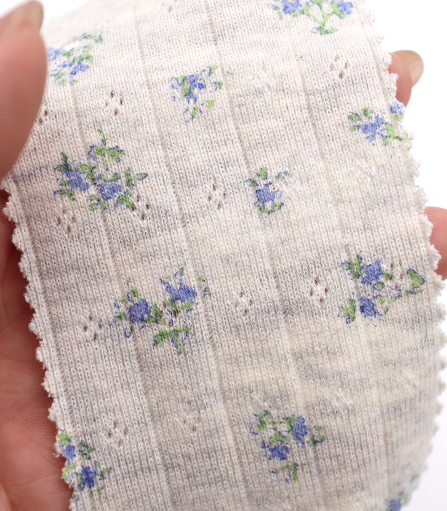 【25SS-416】花柄プリント針抜きニット /0.5yあたり=~1005円