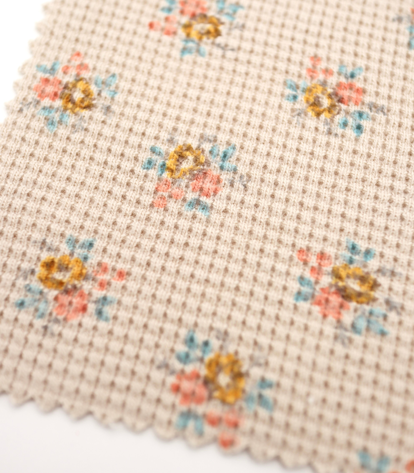 【25SS-192】小花柄プリントワッフル /0.5yあたり = ~960円