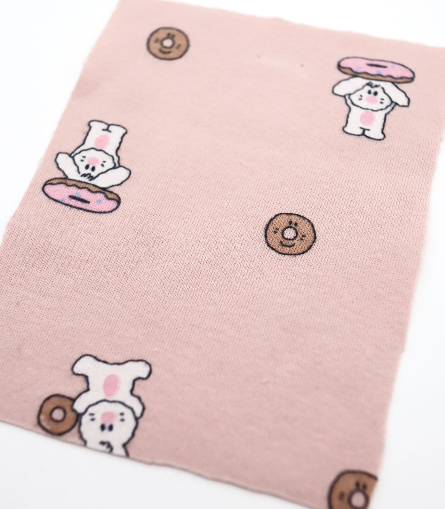 【25SS-202】ドーナッツラバーうさちゃんプリントフライス /0.5yあたり = ~ 900円