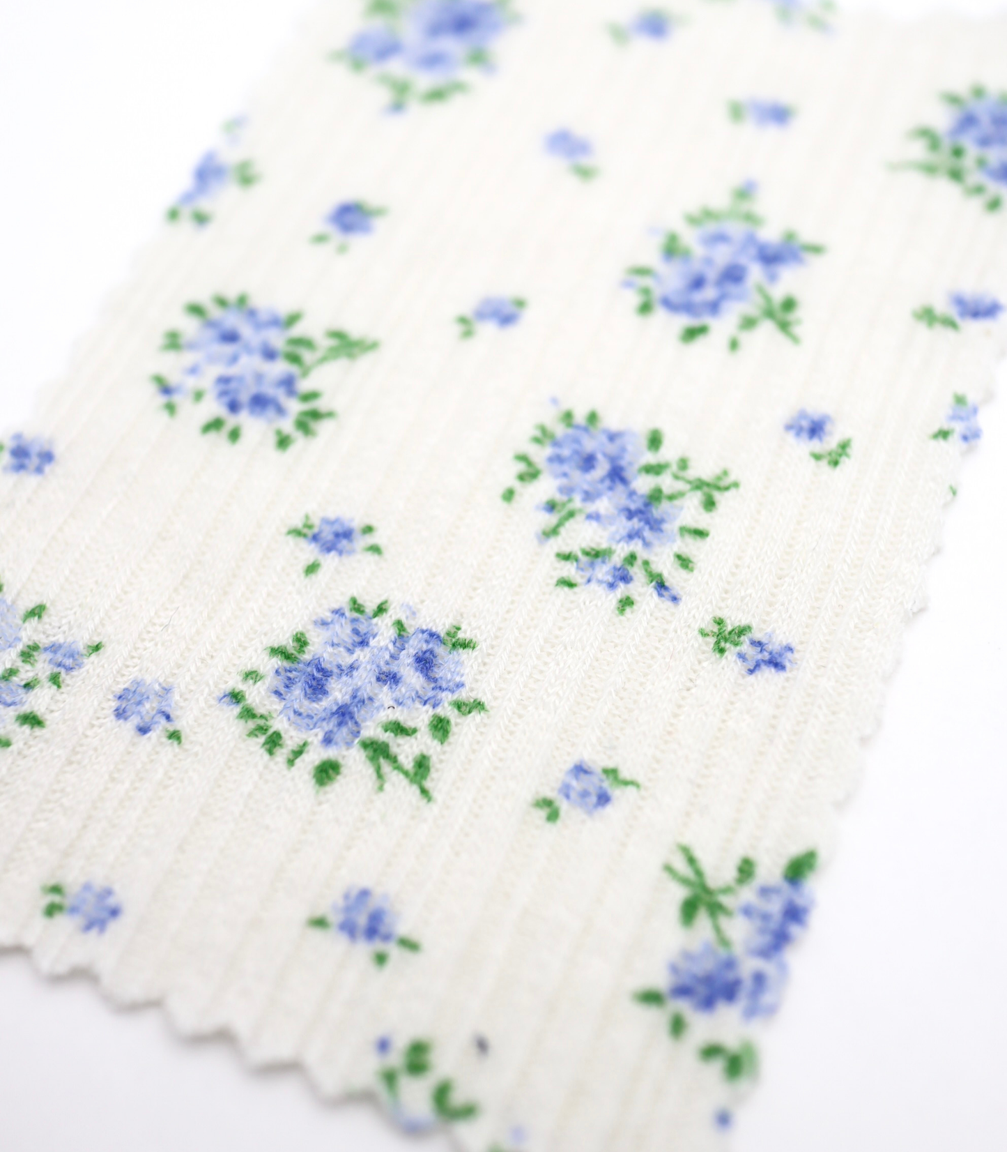 【25SS-197】小花柄プリントランダムテレコ /0.5yあたり=~820円