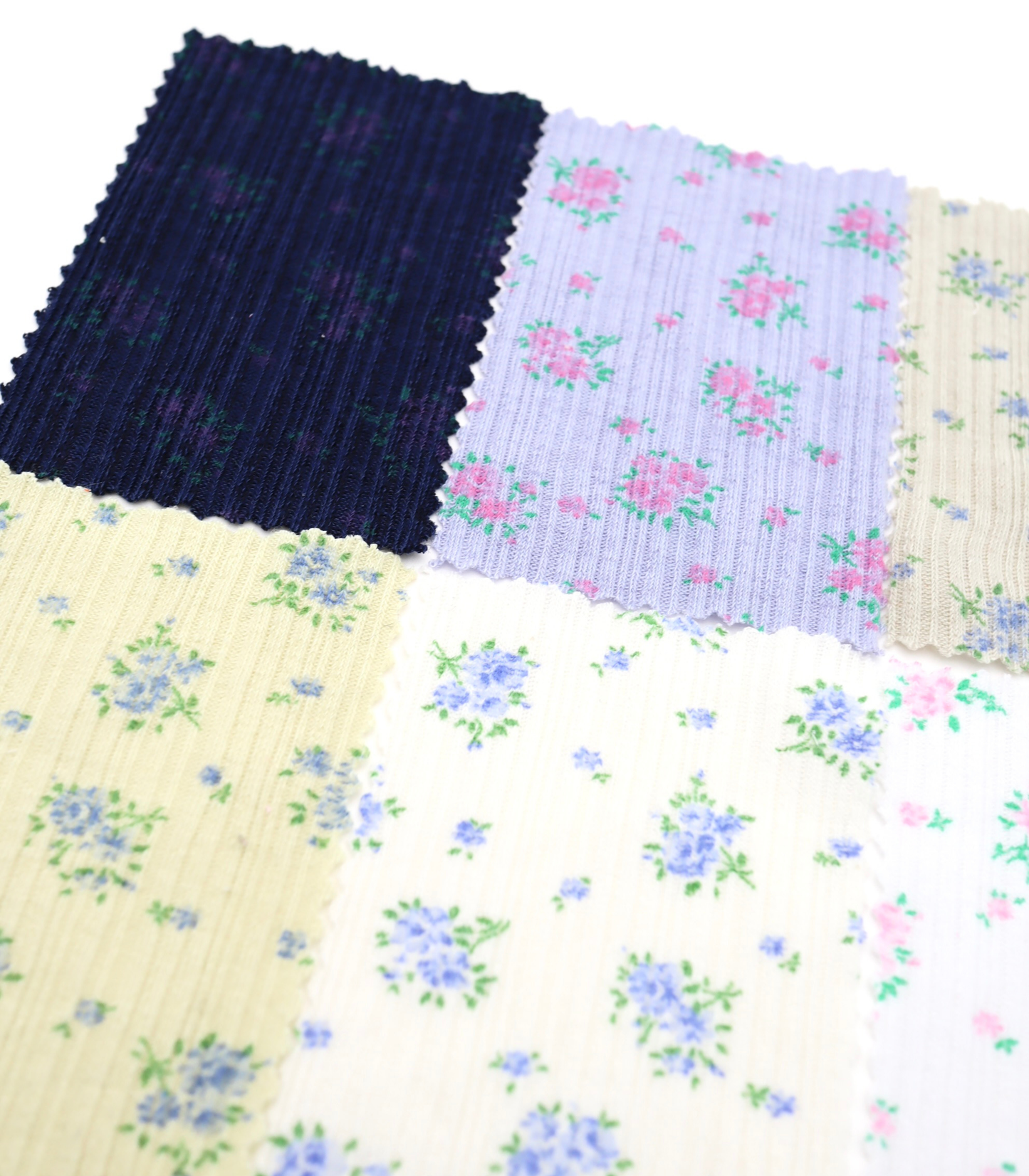 【25SS-197】小花柄プリントランダムテレコ /0.5yあたり=~820円