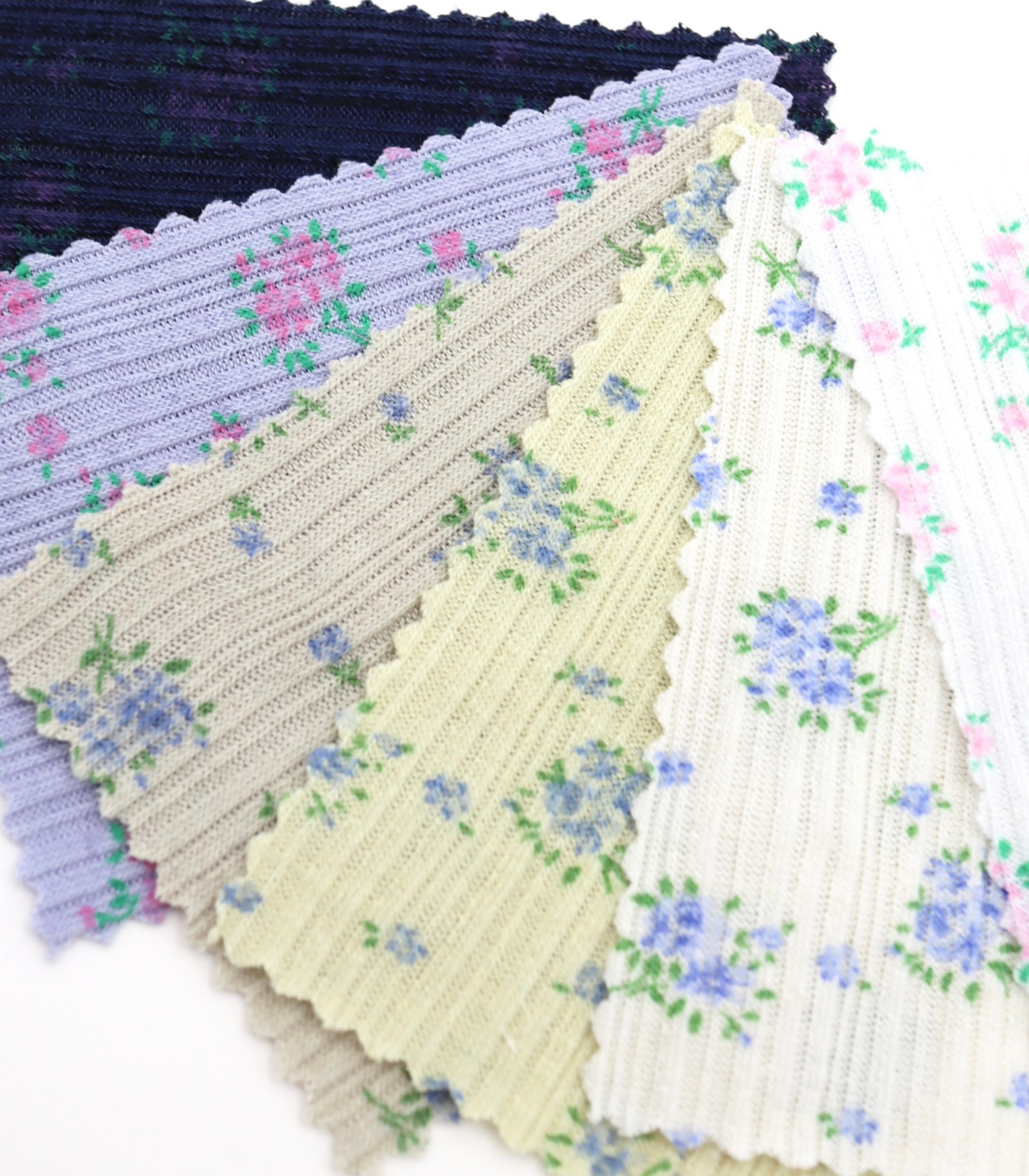 【25SS-197】小花柄プリントランダムテレコ /0.5yあたり=~820円
