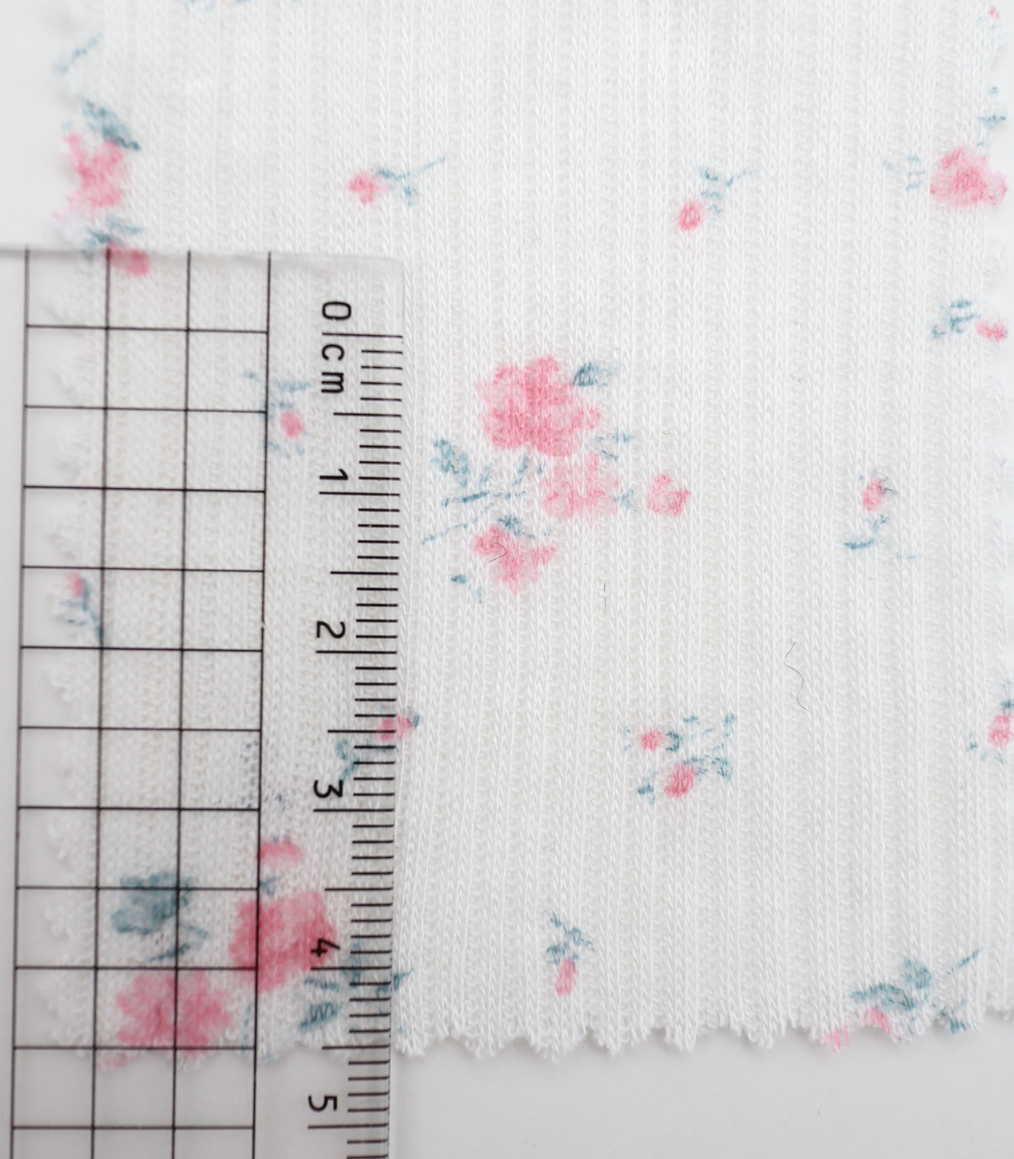【25SS-195】小花柄プリントランダムテレコ /0.5yあたり=~670円